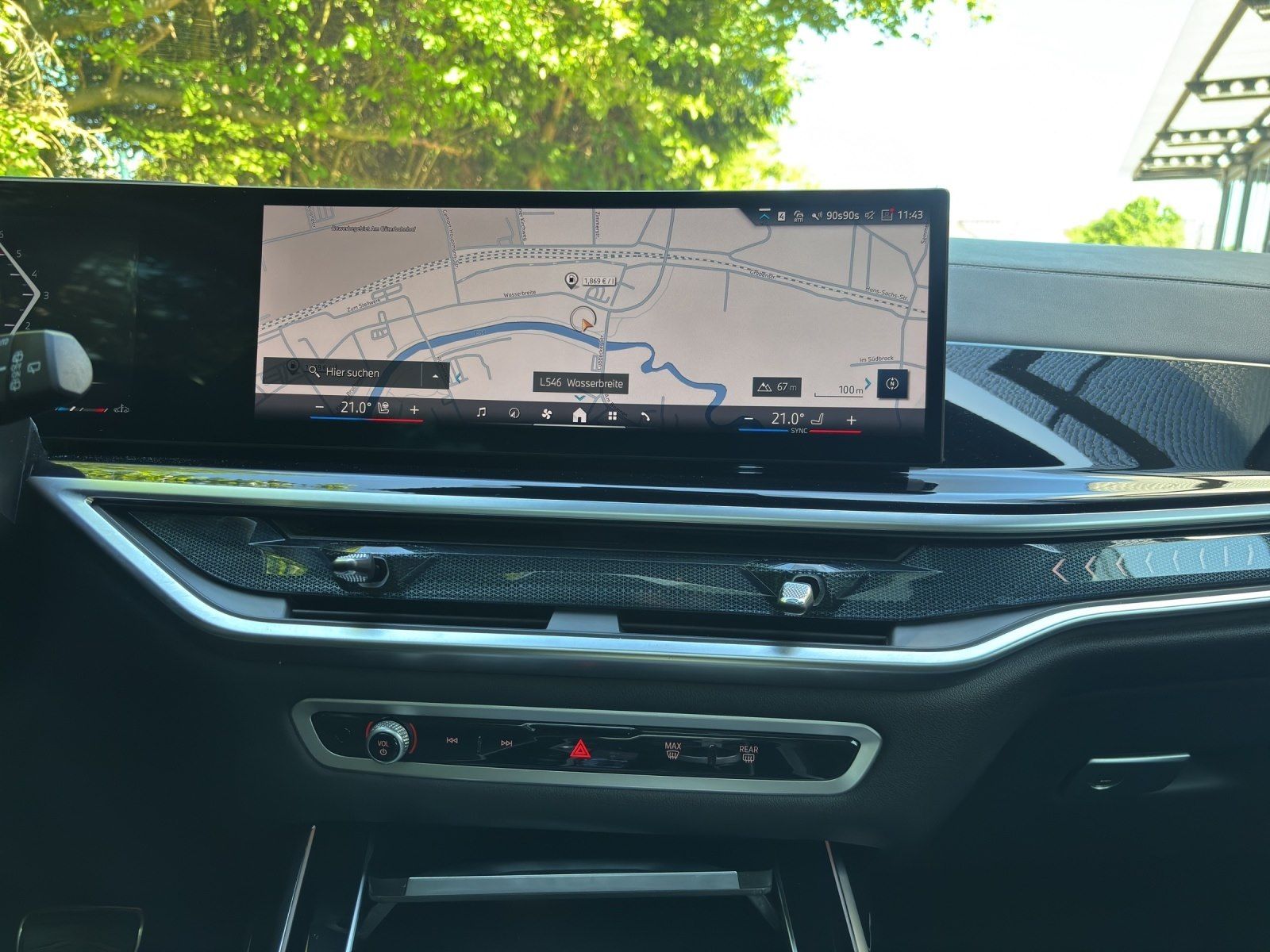 BMW X7 xDrive40d MSportpaket PRO AHK | Kristallschei