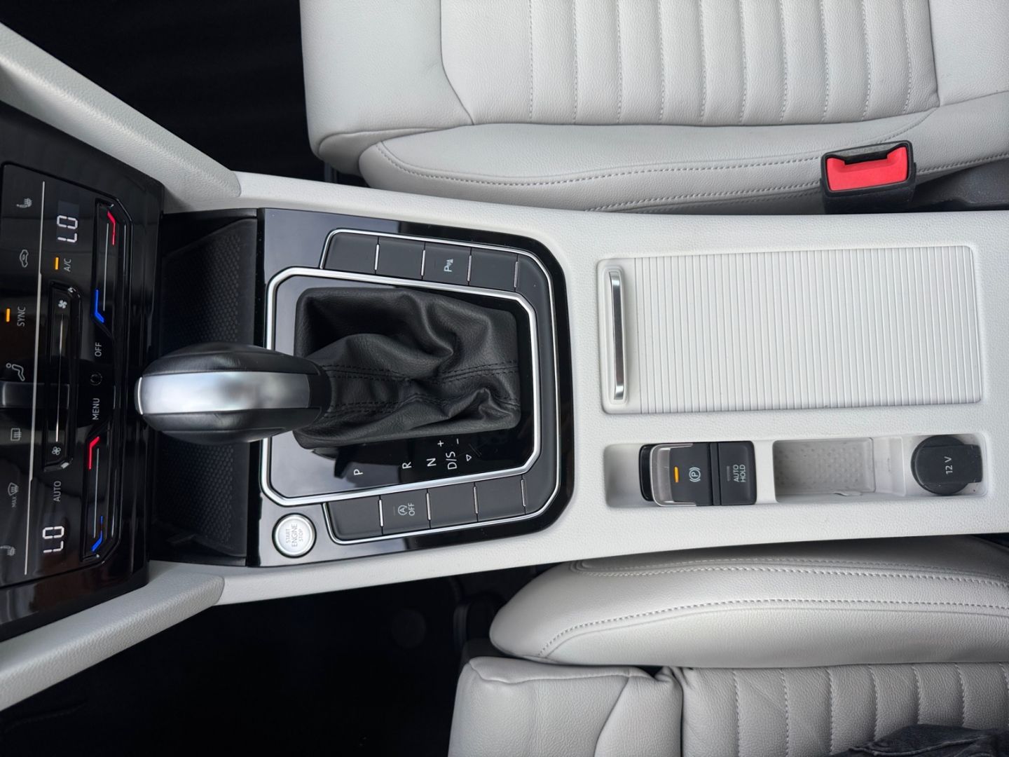 Volkswagen Passat 2.0 TDI DSG Business - Samsaru's Car Outlet
