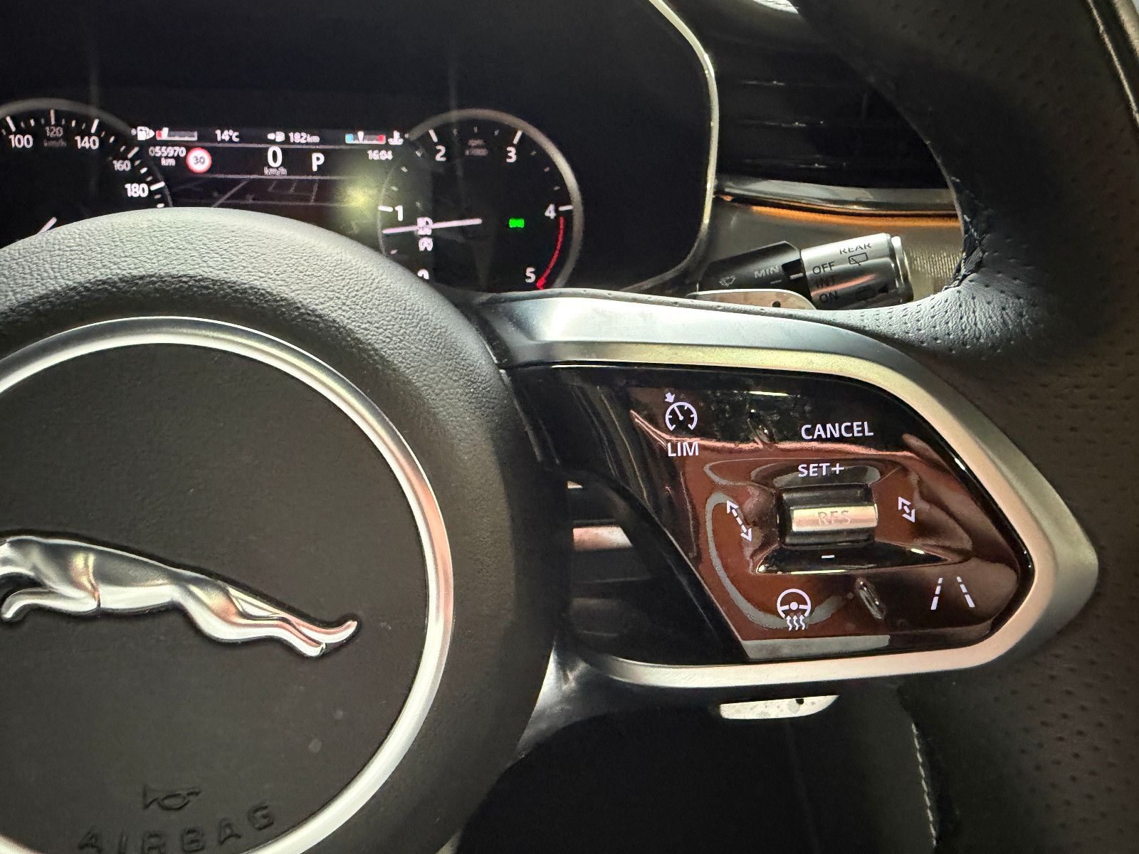 Jaguar F-Pace F-PACE R-Dynamic S AWD/PANO/3D-KAMERA