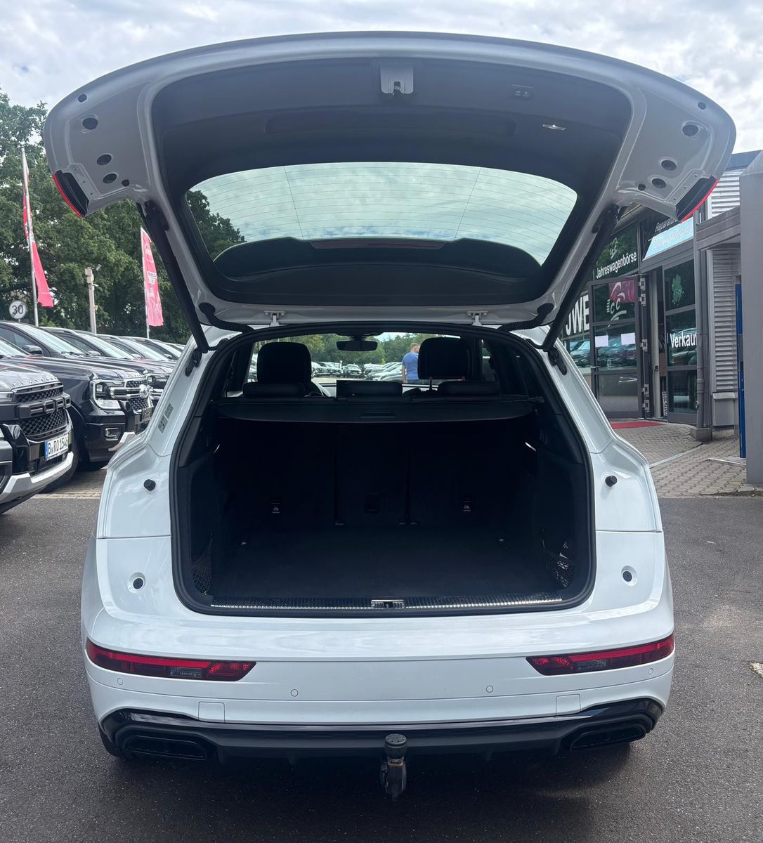 Audi Q5 40 TDI quattro EDITION ONE S-LINE AHK MATRIX