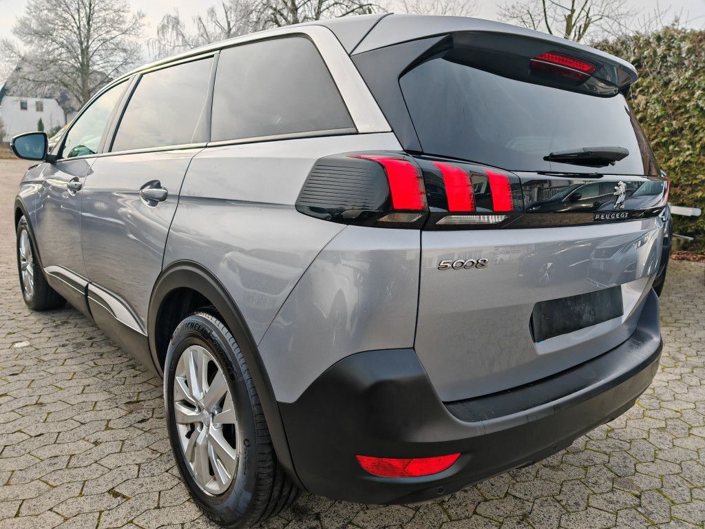 Peugeot 5008 BlueHDI 130 EAT8 - Samsaru's Car Outlet