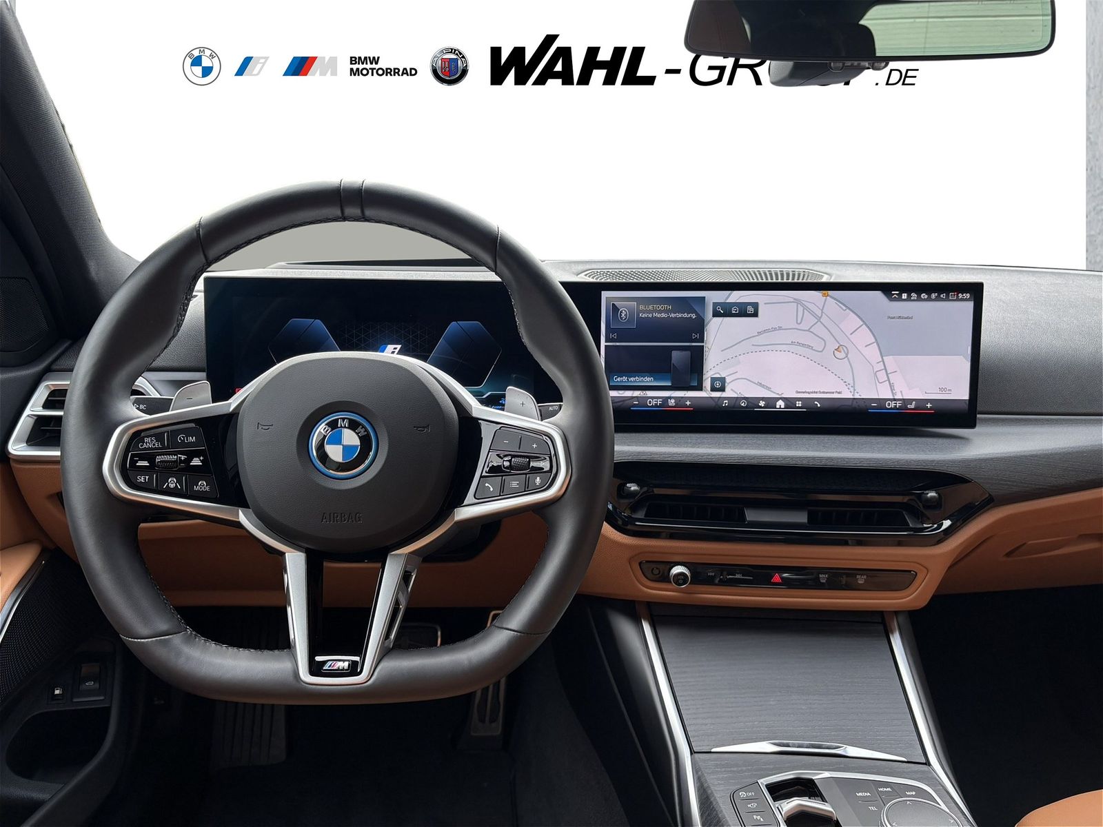 BMW 330e xDrive TOURING M SPORT AHK PANO AKUSTIK  E-