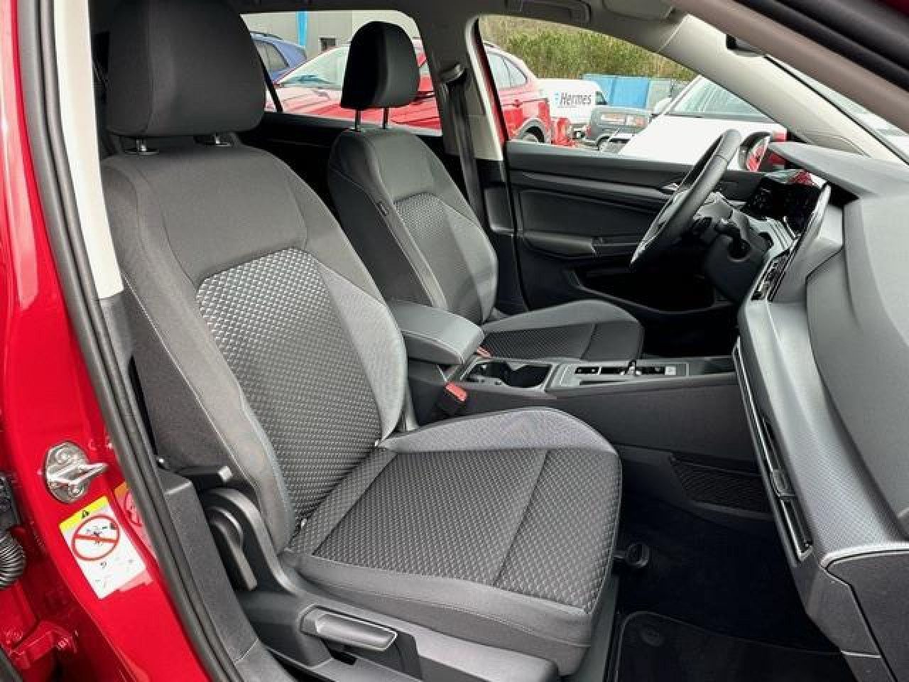 Volkswagen Golf VIII Variant Active 1.5 l eTSI - Samsaru's Car Outlet