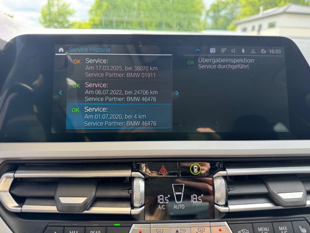 BMW 330e Aut. Advantage - Samsaru's Car Outlet