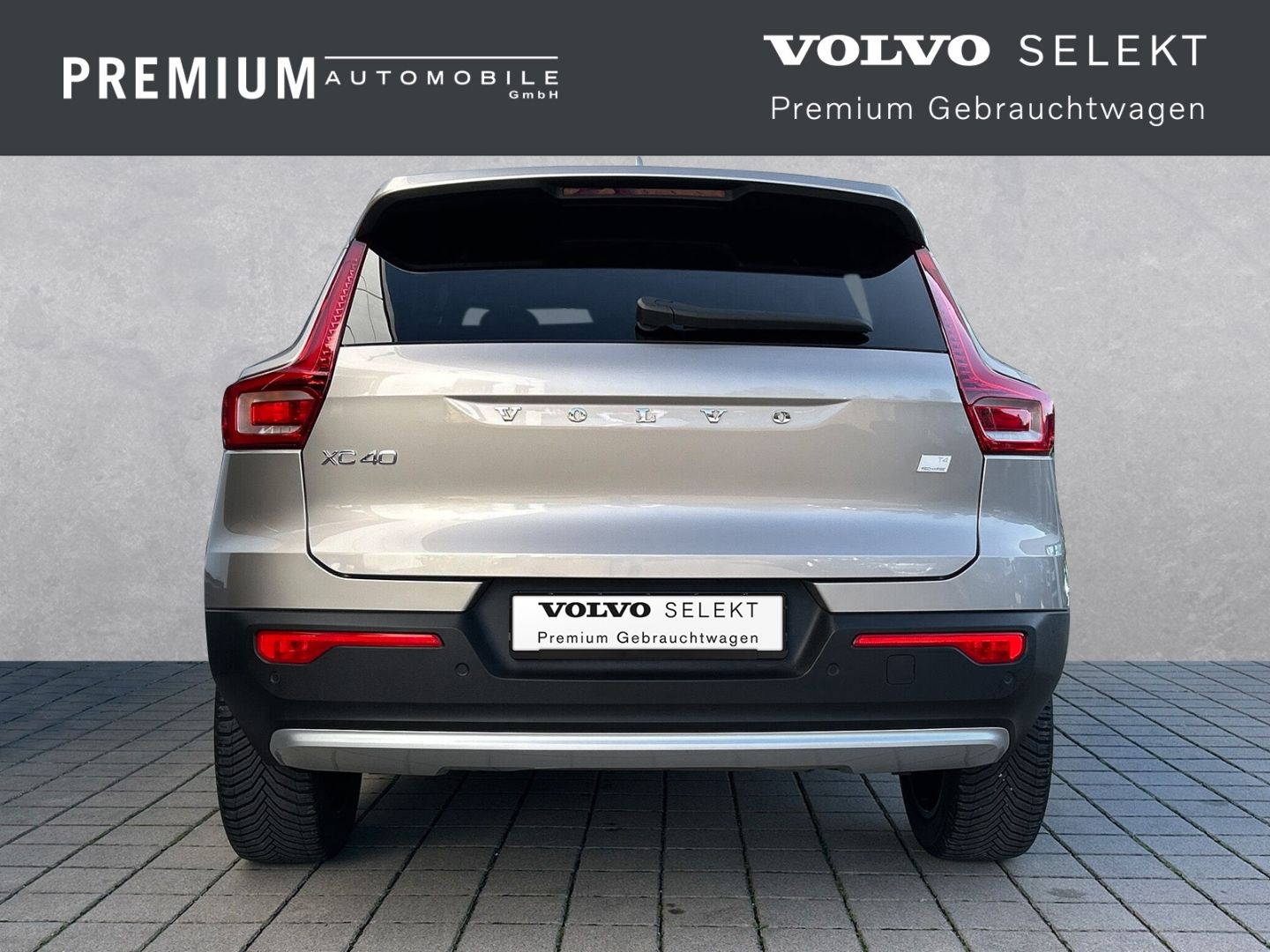 Volvo XC40 Plus Bright Recharge Plug-In Hybrid 2WD T4