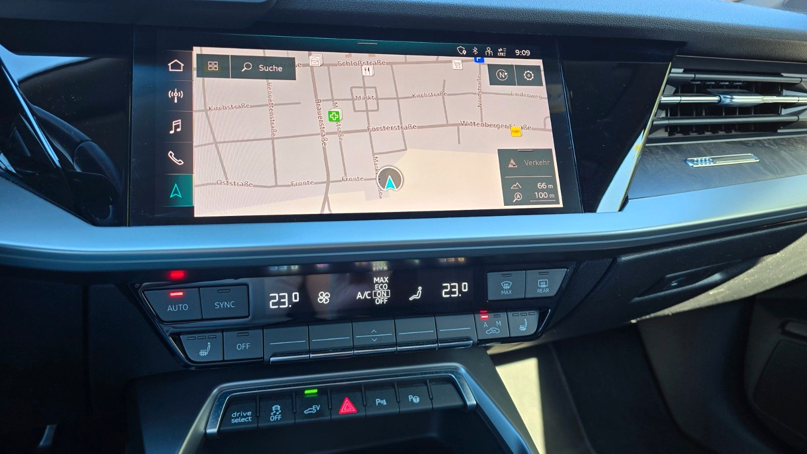 Audi A3 Sportback 40 TFSI e* Sitzh*AHK*Klima*Temp