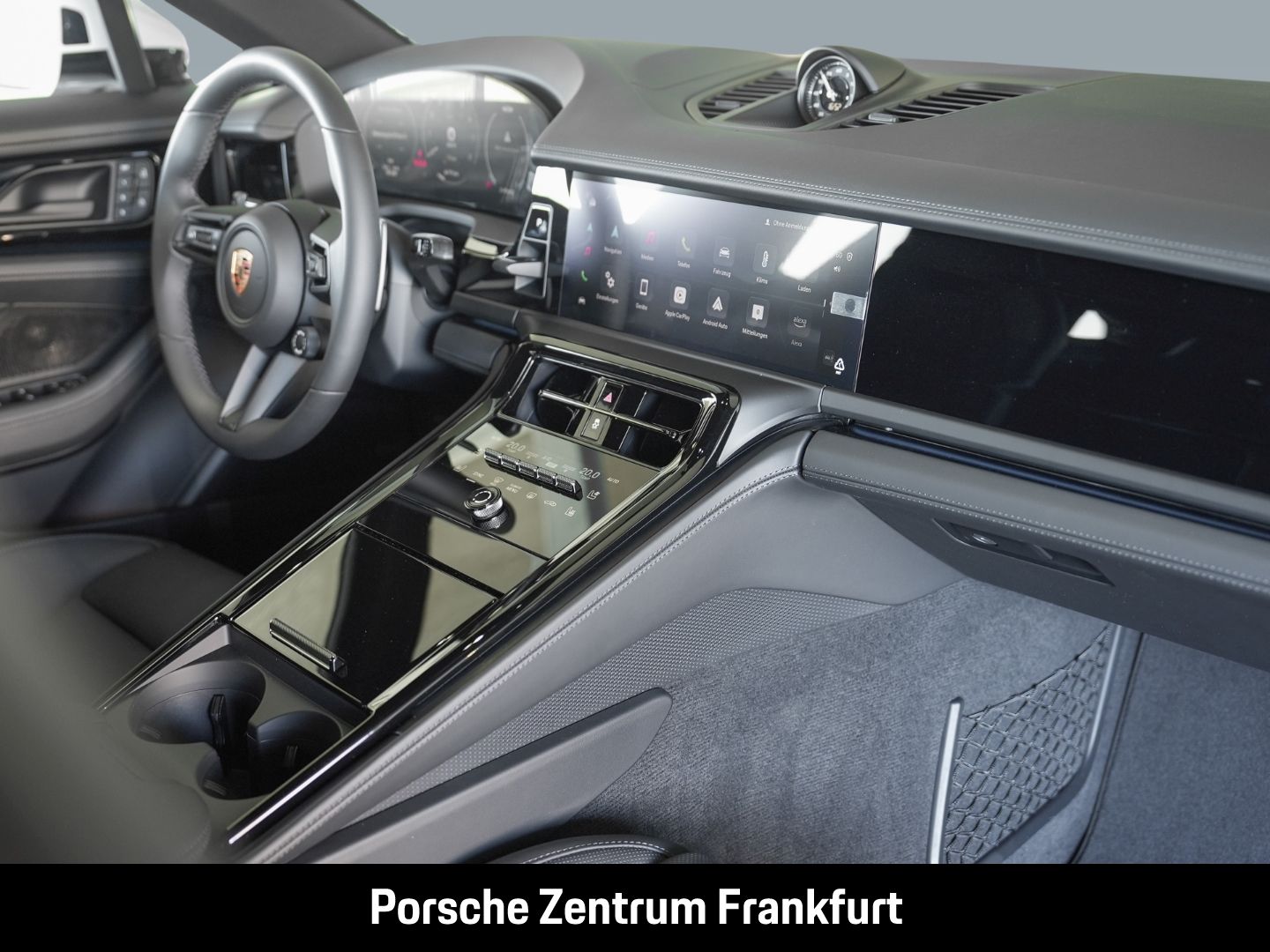 Porsche Panamera 4 E-Hybrid HA-Lenkung InnoDrive Head-Up