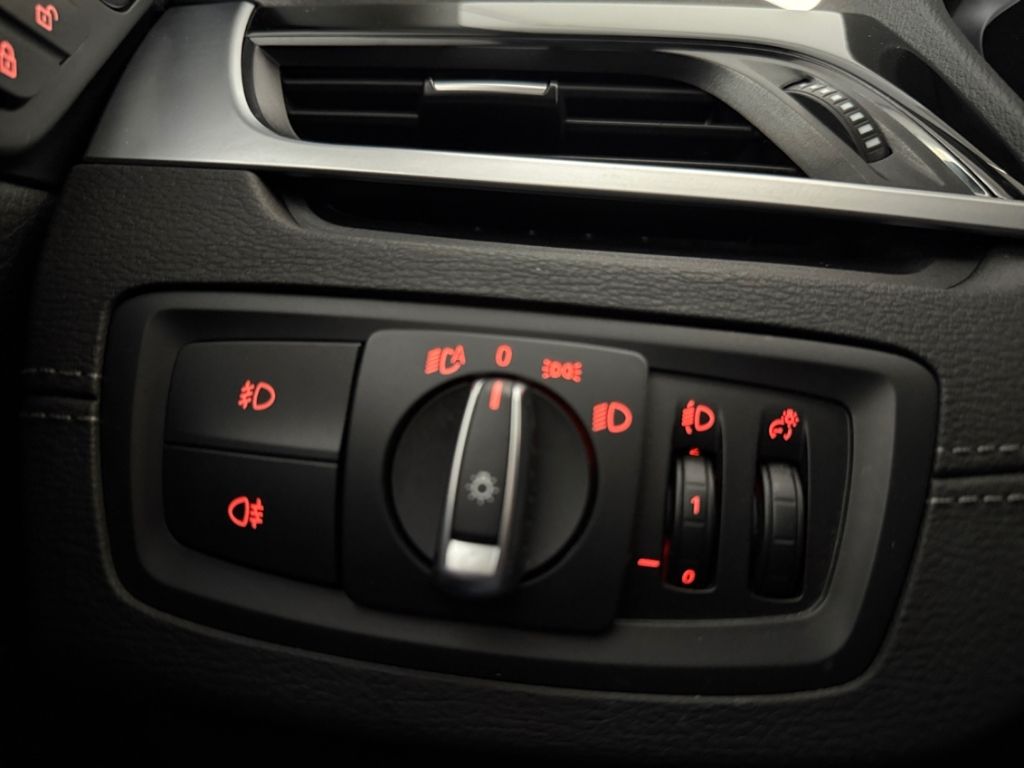 BMW X1 Sport Line - Samsaru's Car Outlet
