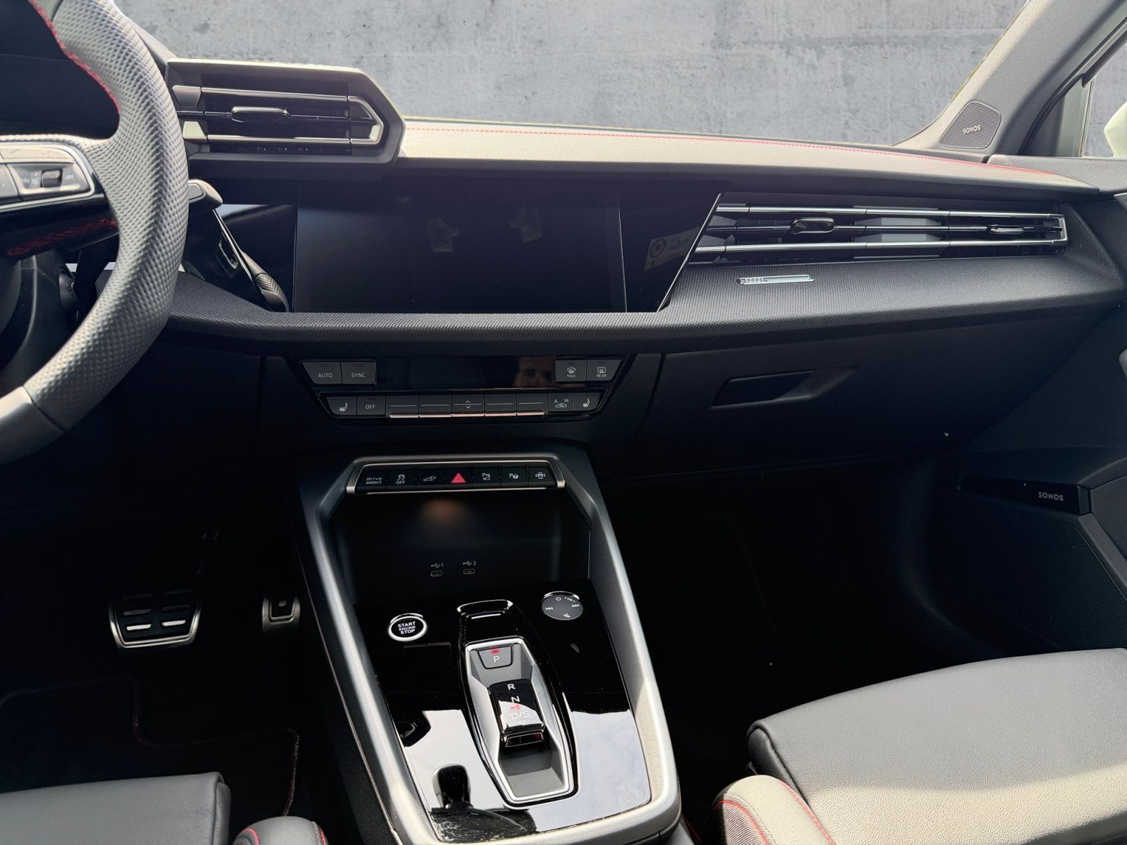 Audi A3 Sportback TFSI e S-LINE INT LED+SONOS+RFK+AHK