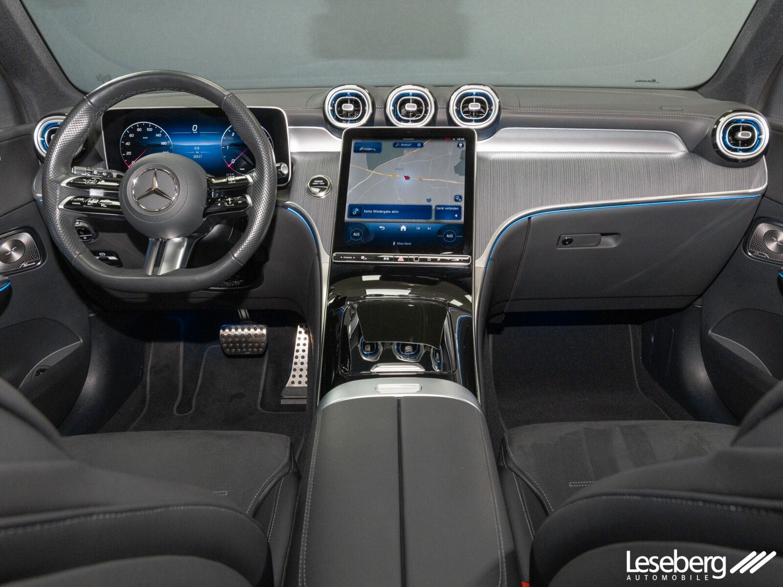 Mercedes-Benz GLC 300 d 4M AMG LED//Pano/AHK/Distro/Kamera/DAB