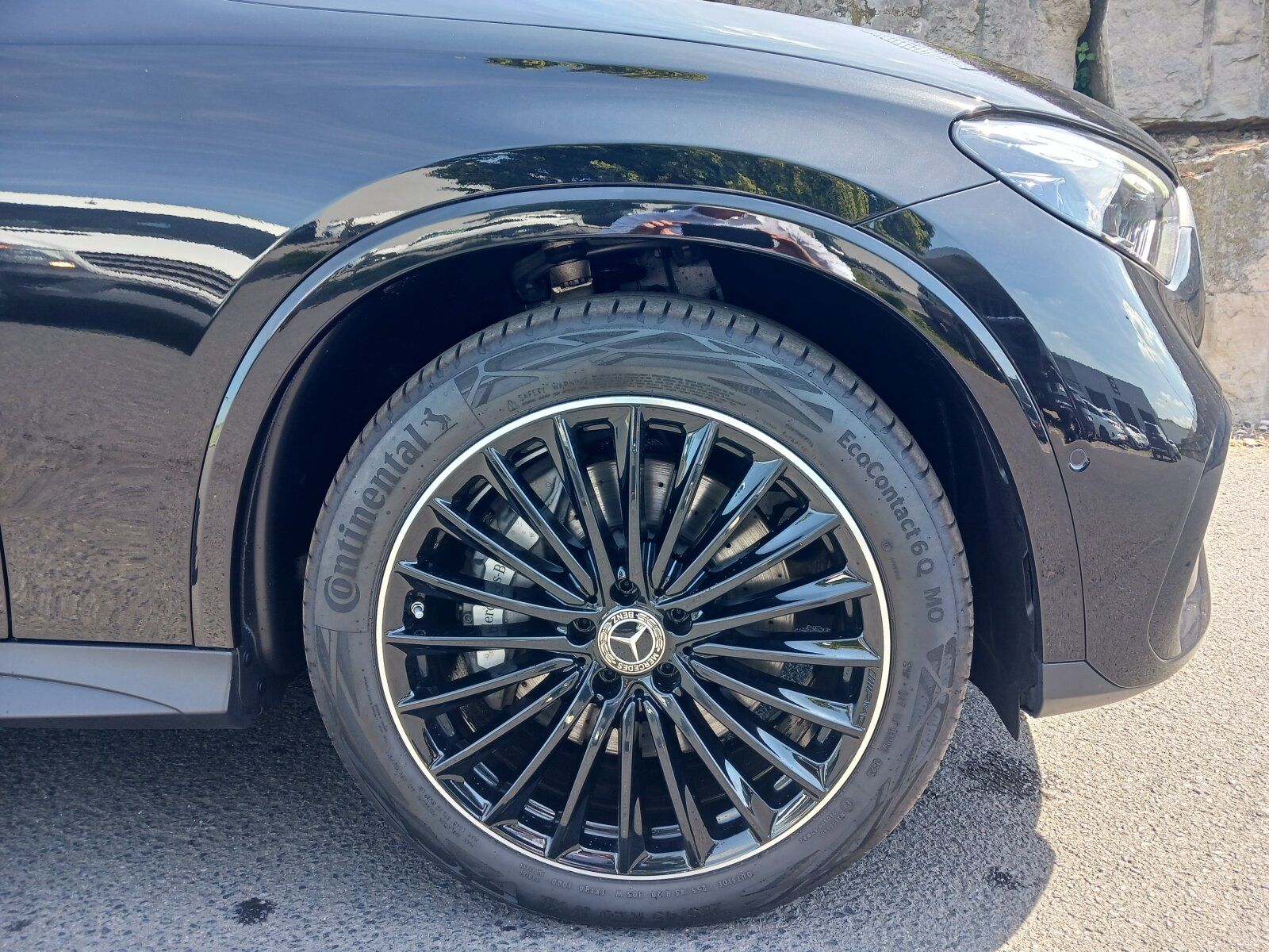 Mercedes-Benz GLC 220 d 4M AMG-PREMIUM+PANO+STAND-HZ+20"+AHK+N