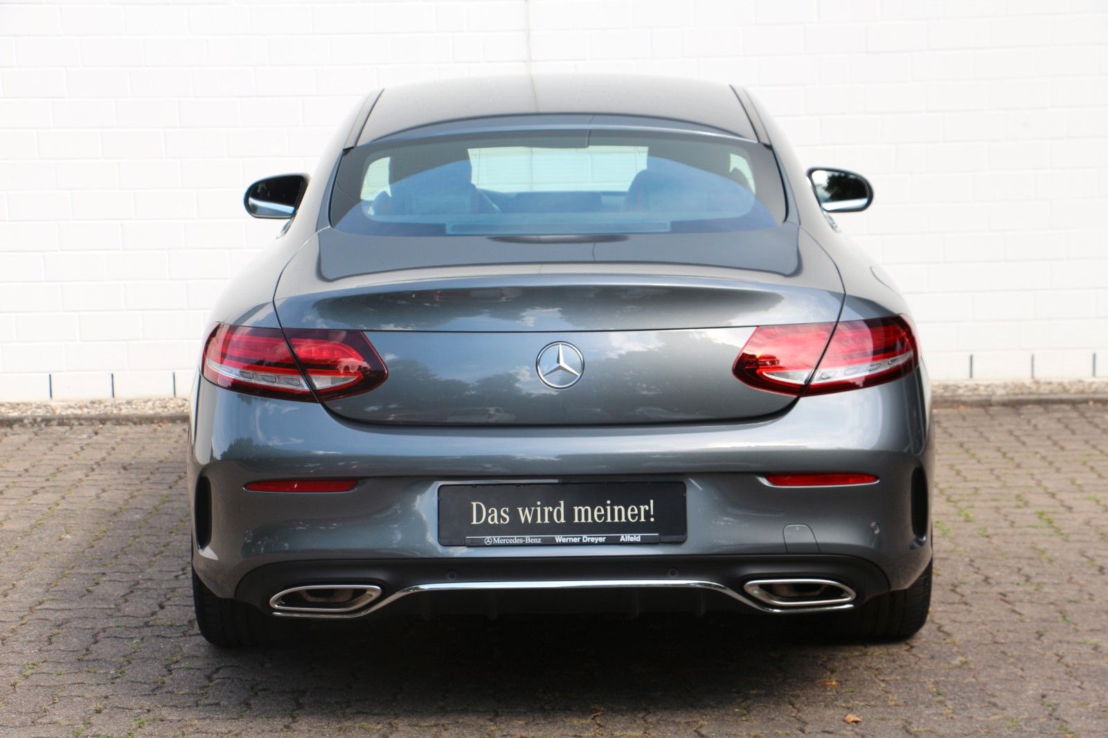 Mercedes-Benz C 200 Coupe AMG - Samsaru's Car Outlet
