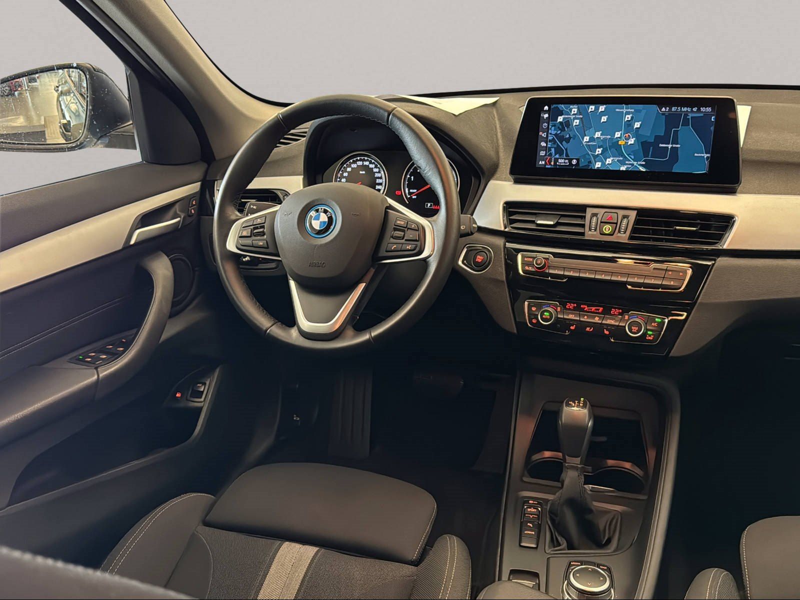 BMW X1 xDrive25e - Samsaru's Car Outlet