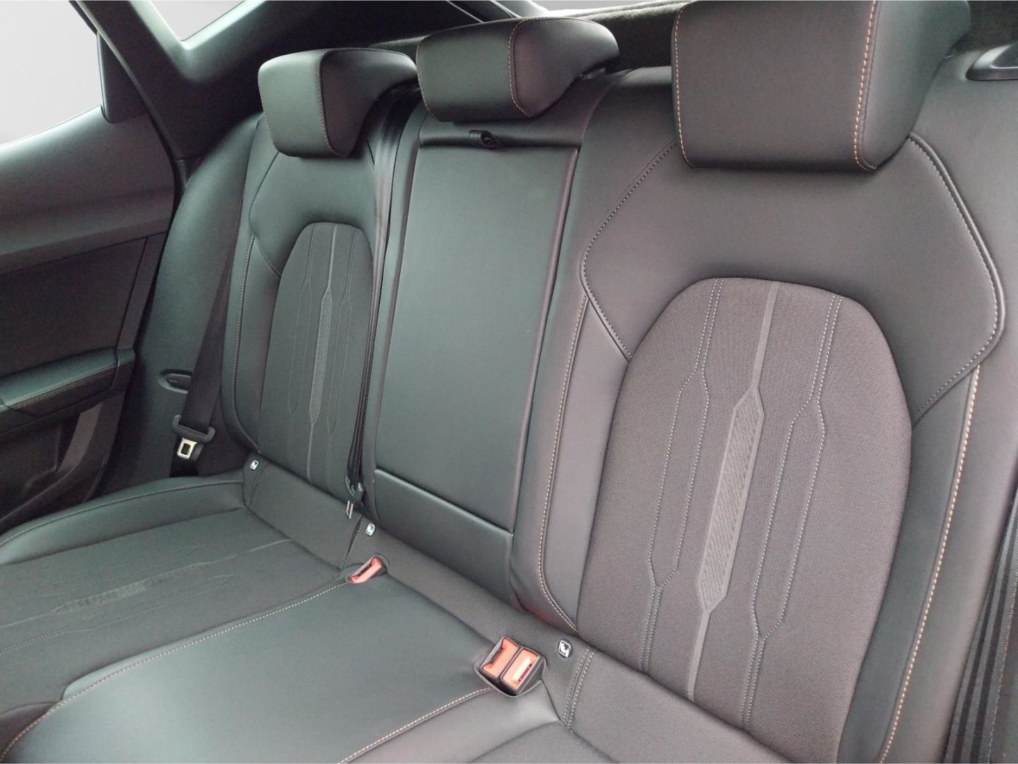 Cupra Formentor 2.0VZ 4Drive *Navi*AHK*LED*Kamera360°*