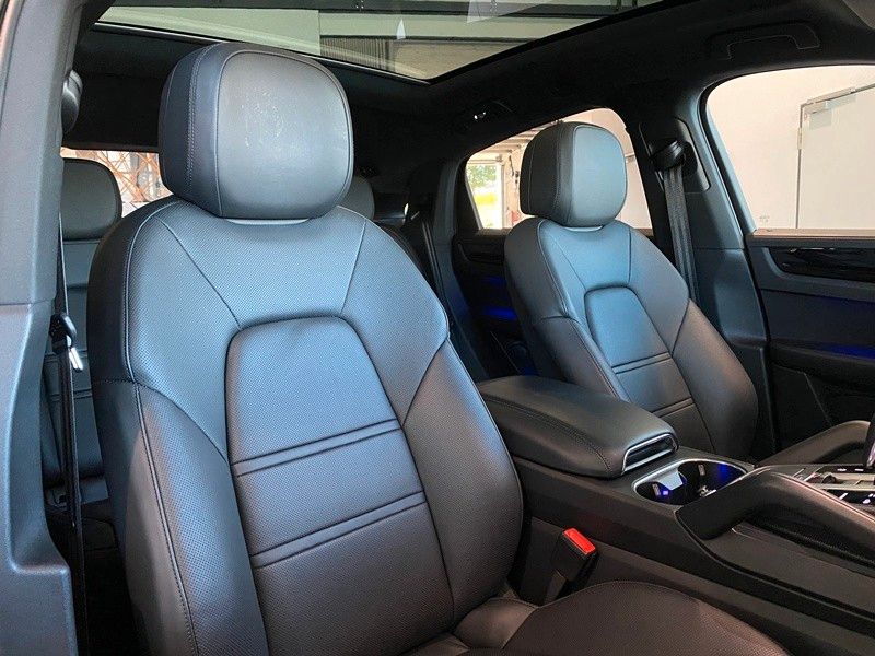 Porsche Cayenne Coupé Chrono PDLS+ PASM AHK ACC Sportabg