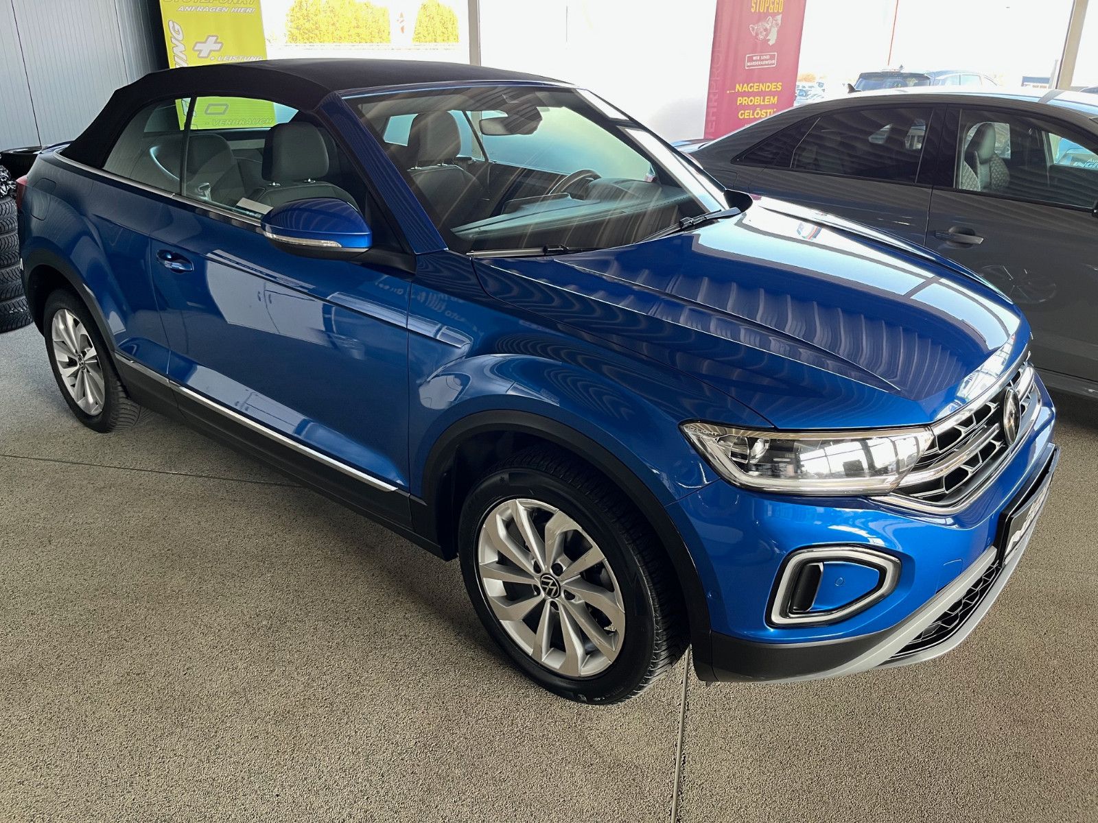 Volkswagen T-Roc Style-Edition - Samsaru's Car Outlet