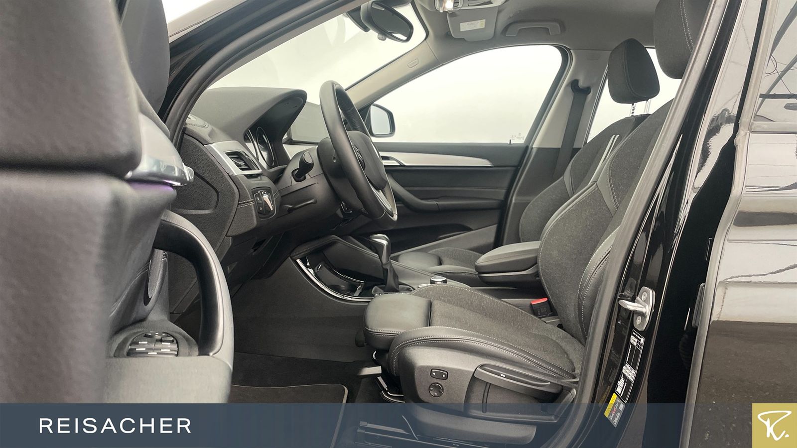 BMW X1 xDrive25e SportLine - Samsaru's Car Outlet