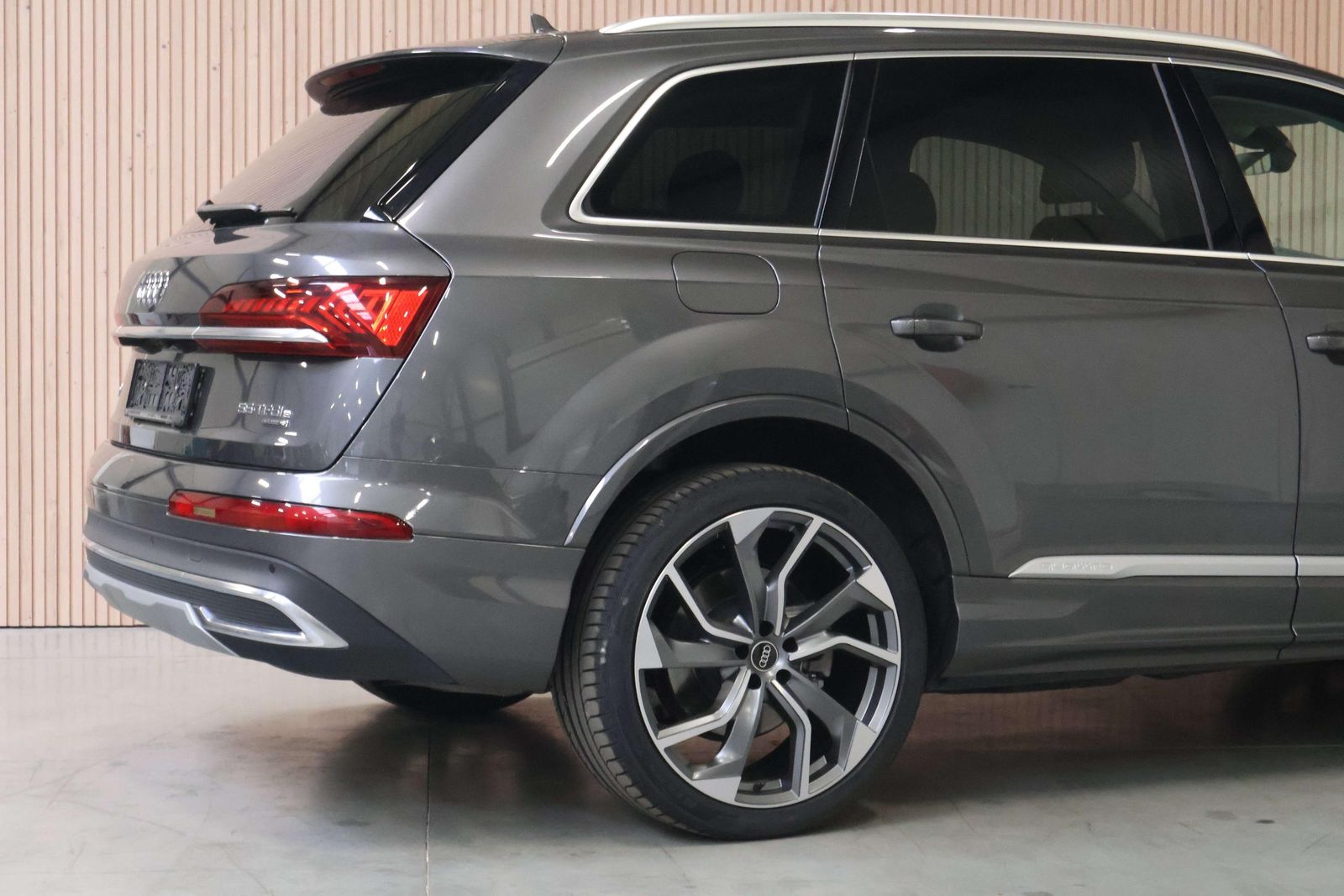 Audi Q7 55 TFSi e Quattro PHEV| Pano| ACC| HUD| 360