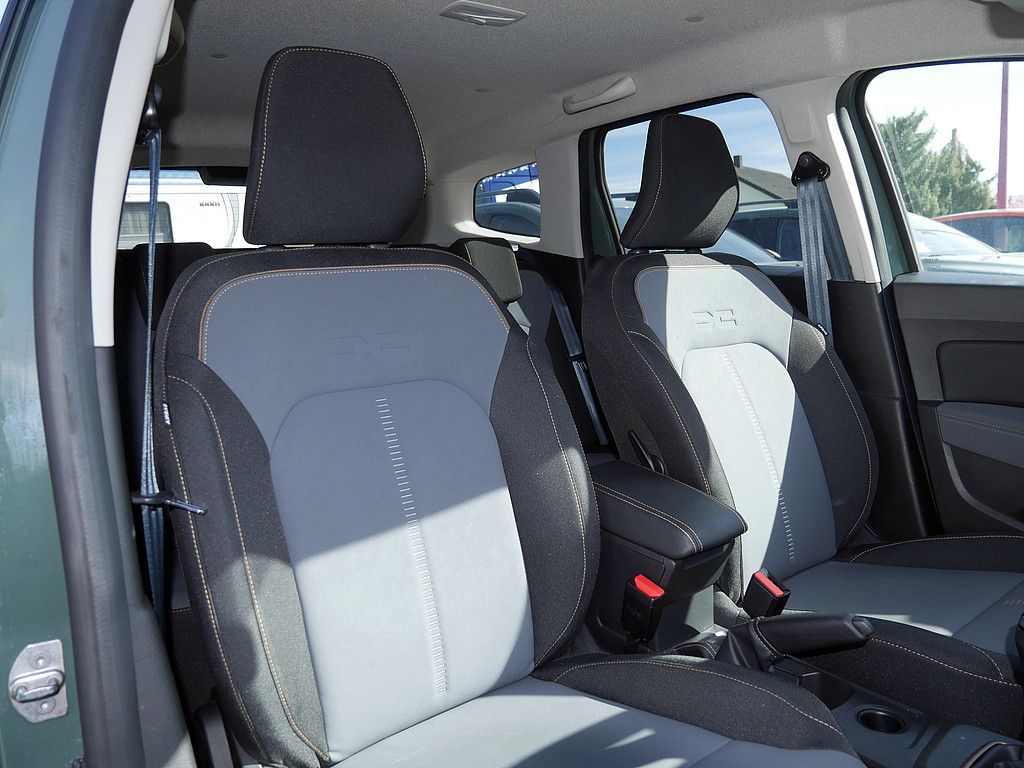 Dacia Duster Extreme TCe 130 2WD - Samsaru's Car Outlet