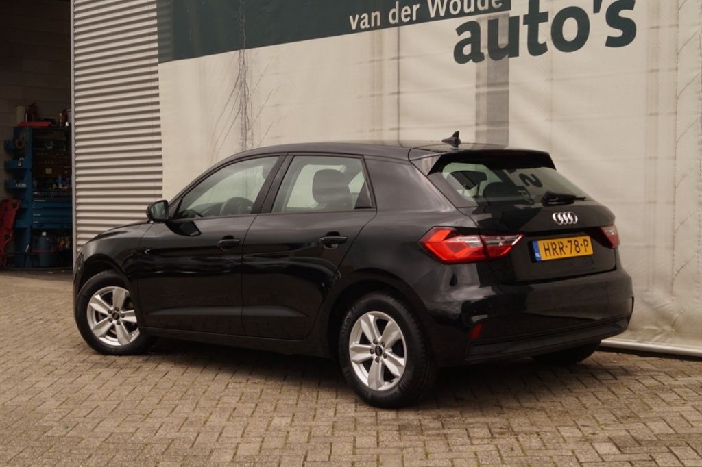 Audi A1 Sportback 25 TFSI automatik Pro Line -NAVI-EC
