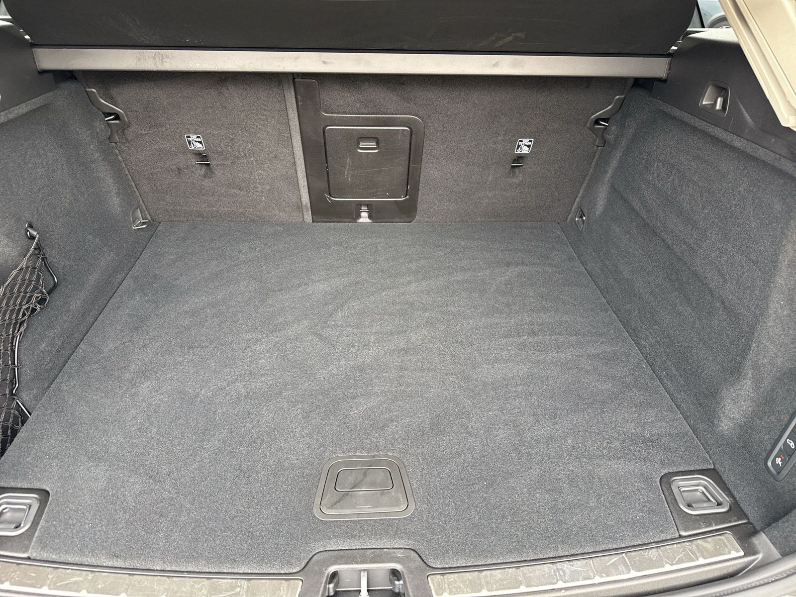 Volvo XC60 B5 Ultra Dark AWD !!! VOLLAUSSTATTUNG !!!