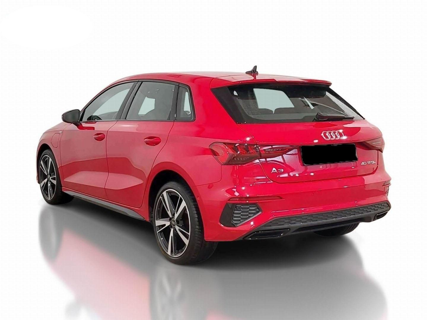 Audi A3 SPORTBACK 40TFSie 2x S LINE BLACK/ACC/KAMERA