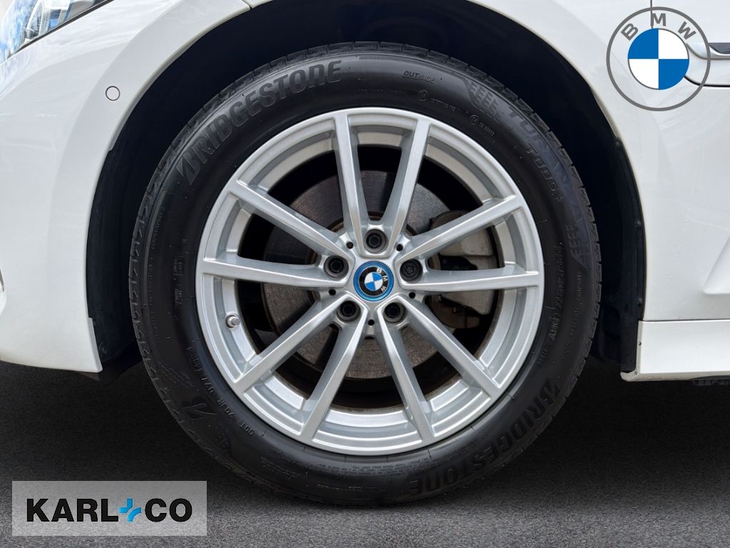 BMW 320 e Touring LC Prof ACC Ad. LED H&K Keyless