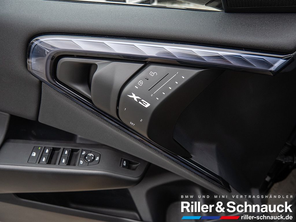 BMW X3 20i xDrive M-Sport NAVI AHK ACC LED PANO 360°