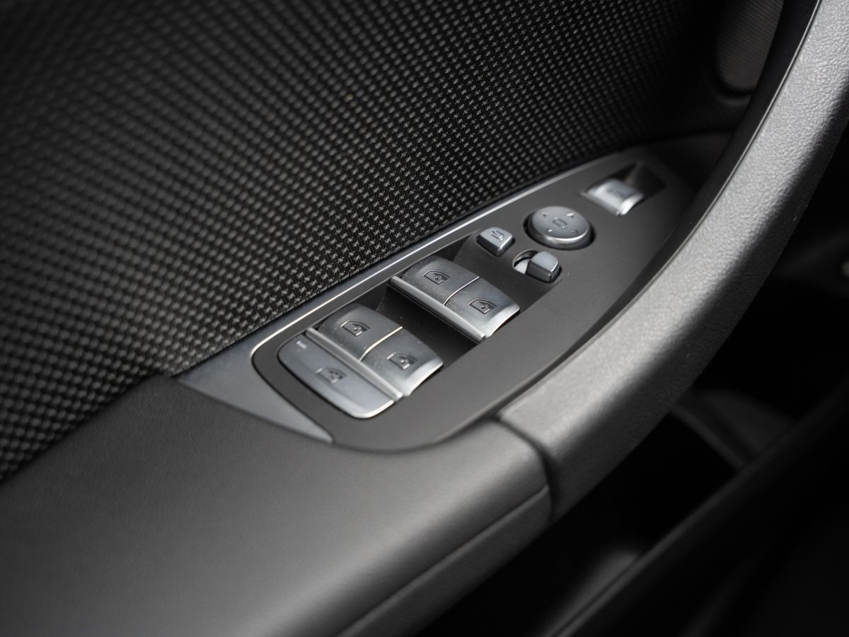 BMW X3 xDrive30e Advantage - Samsaru's Car Outlet