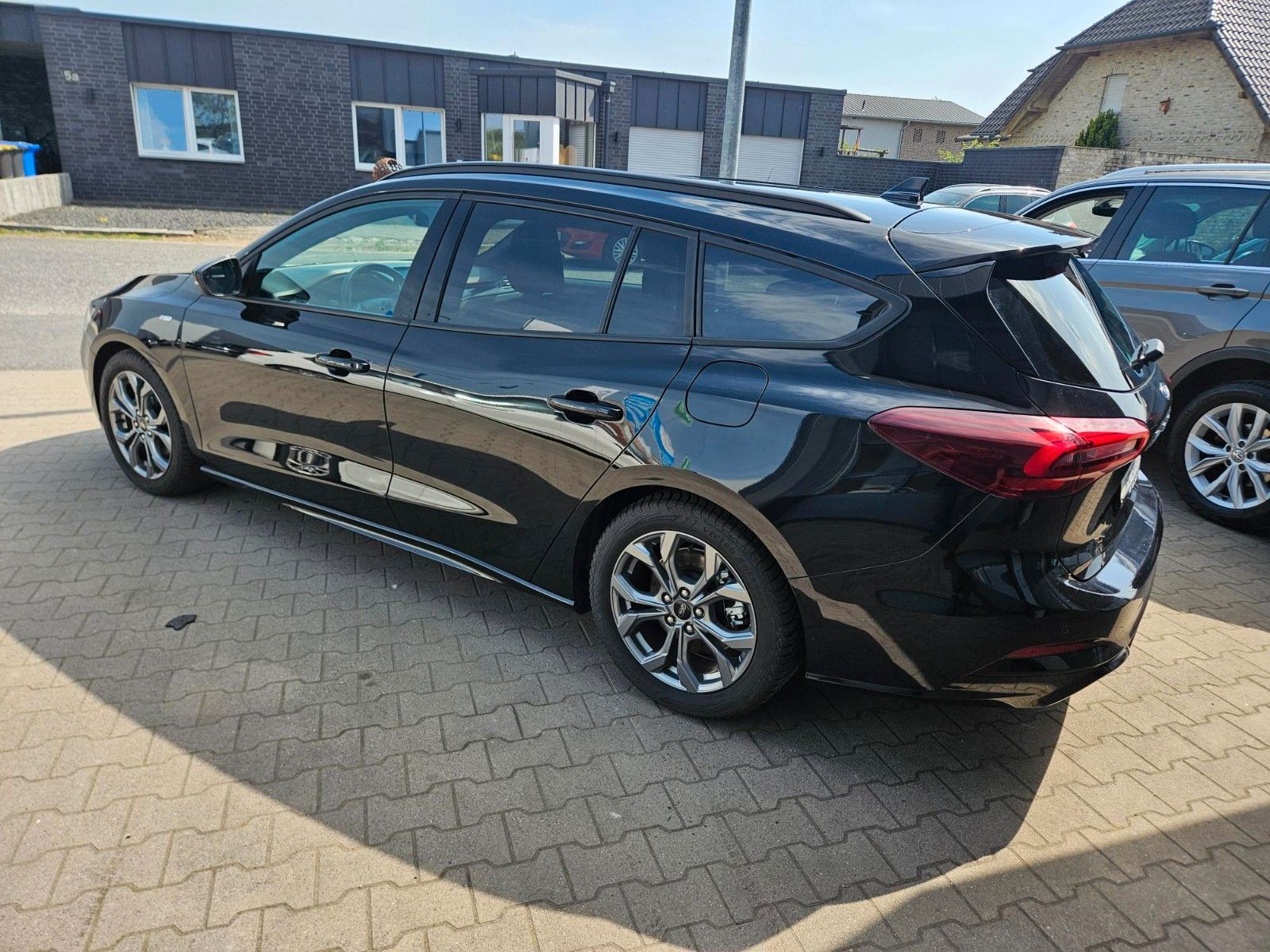 Ford Focus Turnier ST-Line ACC LED NAVI Kamera