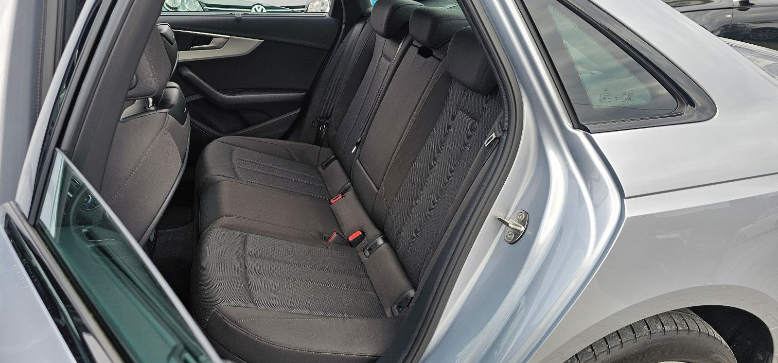 Audi A4*Lim.*40TDI*Quattro*Virtual*LED*Kamera*Carplay