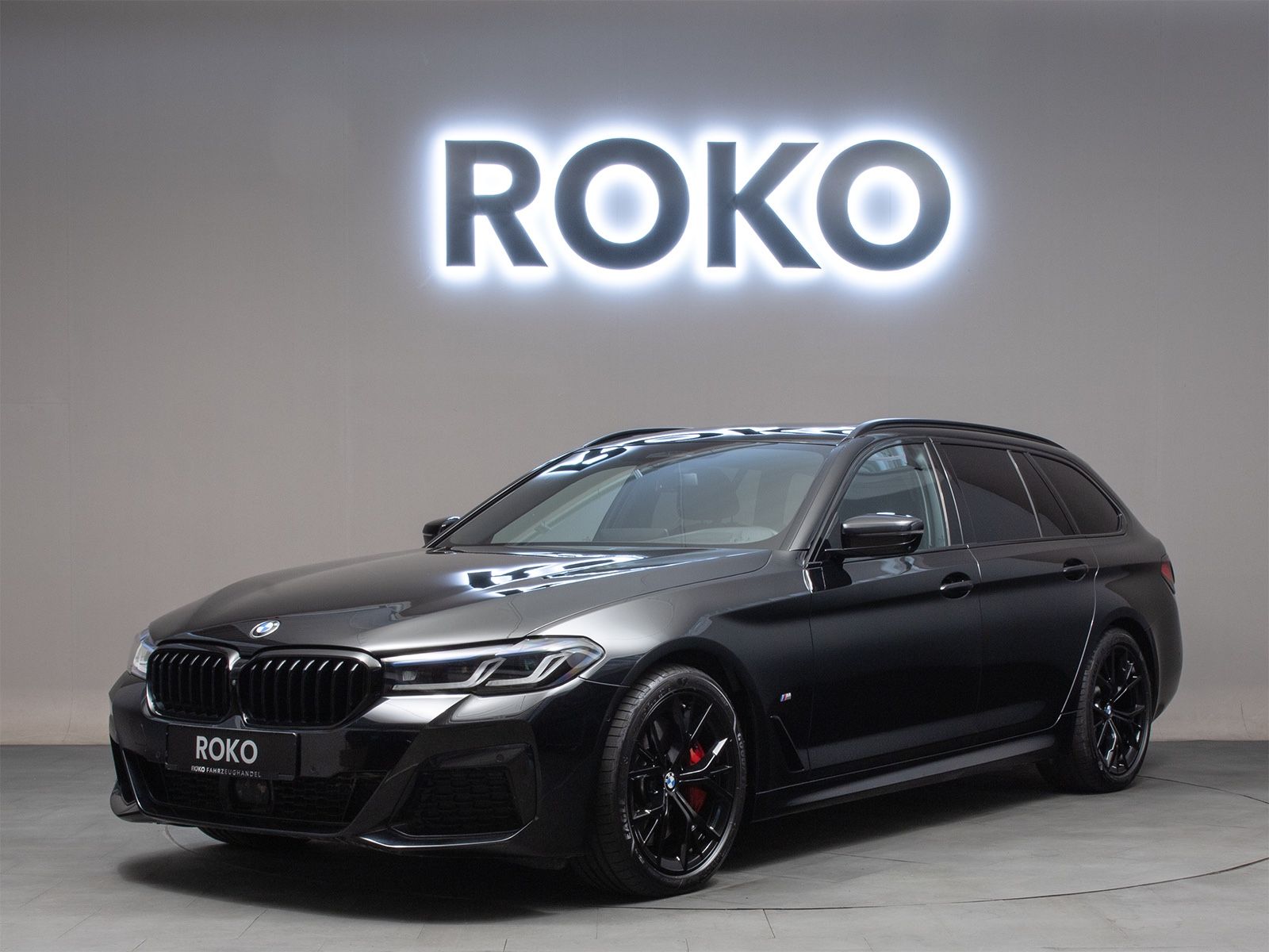 BMW 530d Touring M-Sport 360°StandH.HuD Laser H&K...