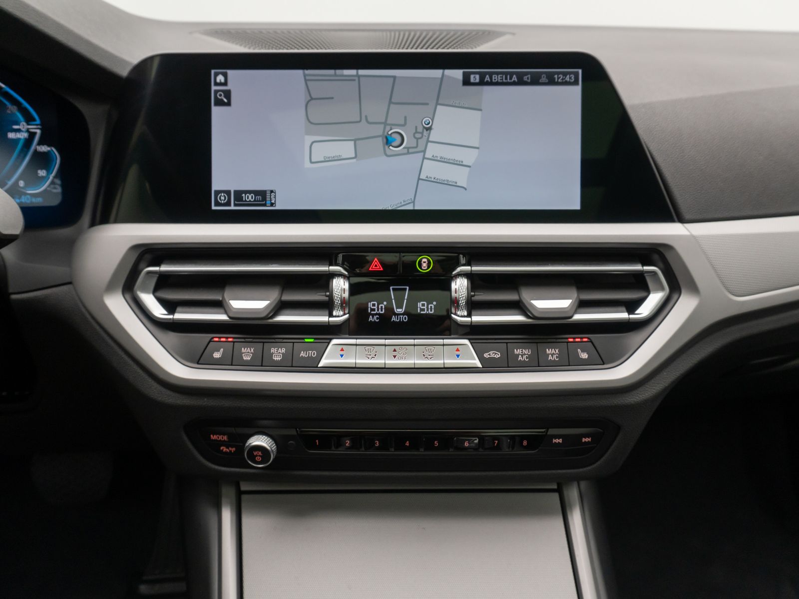 BMW 320e - Samsaru's Car Outlet