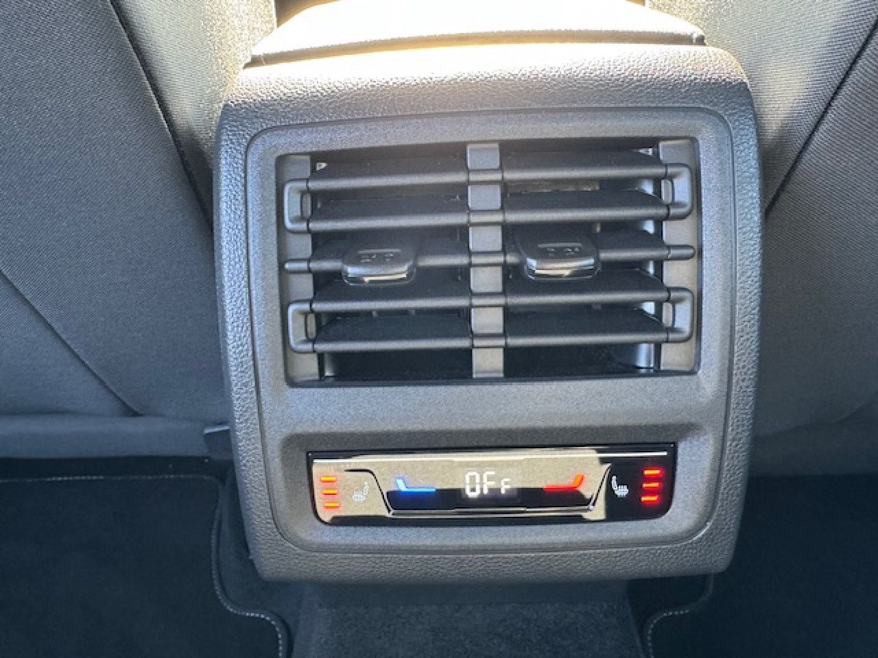 Volkswagen Golf VIII Life 1.5 TSI - Samsaru's Car Outlet