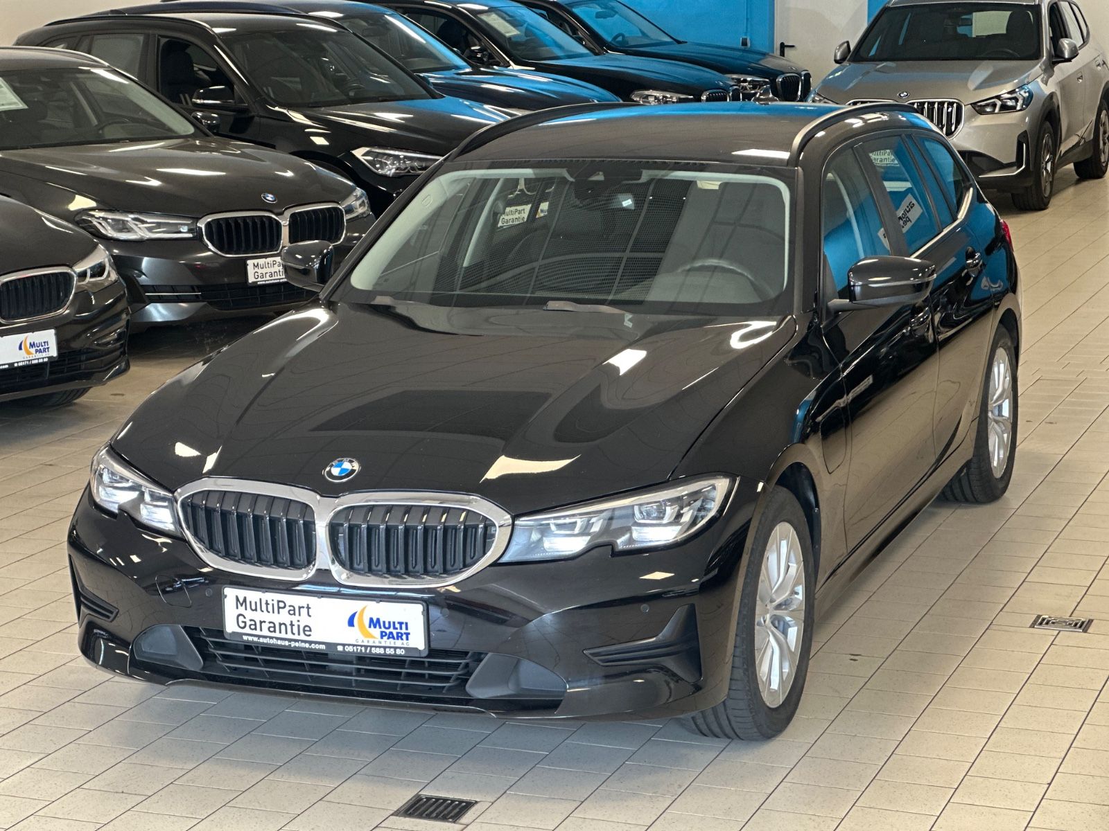 BMW 330e - Samsaru's Car Outlet