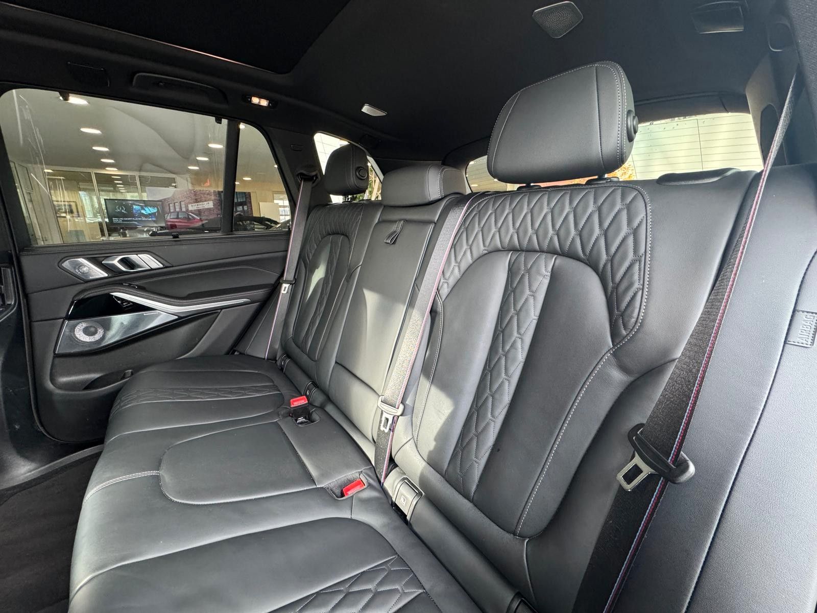 BMW X5 M60i xDrive über 150K NP Vollausstattung!