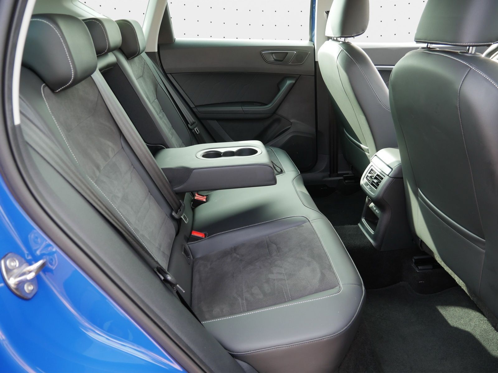 Seat Ateca Style 2.0 TDI LED*AHK*ACC*RFK*BEATS