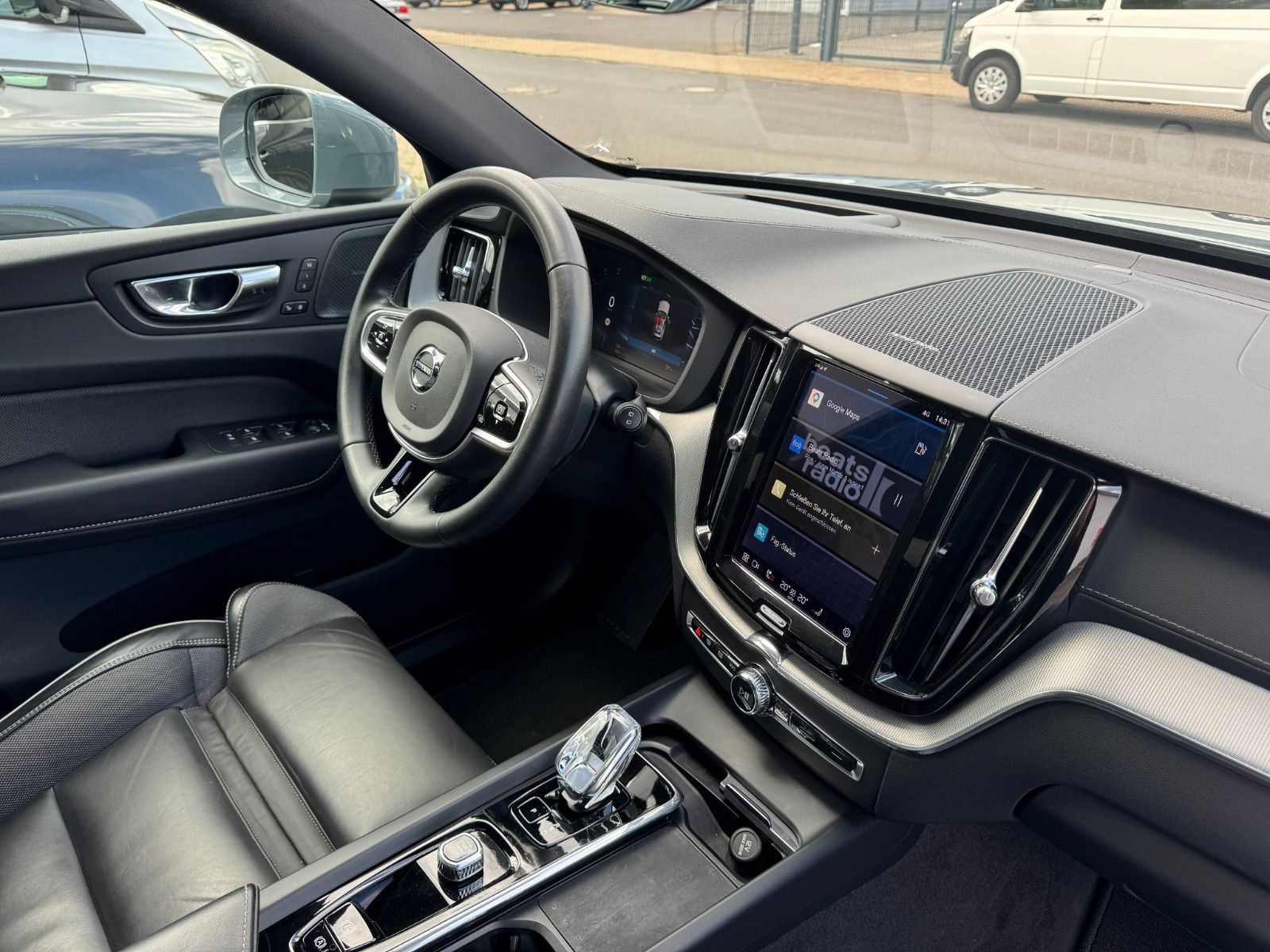 Volvo XC60 B5 D Ultimate Bright AWD Pano HeadUp AHK