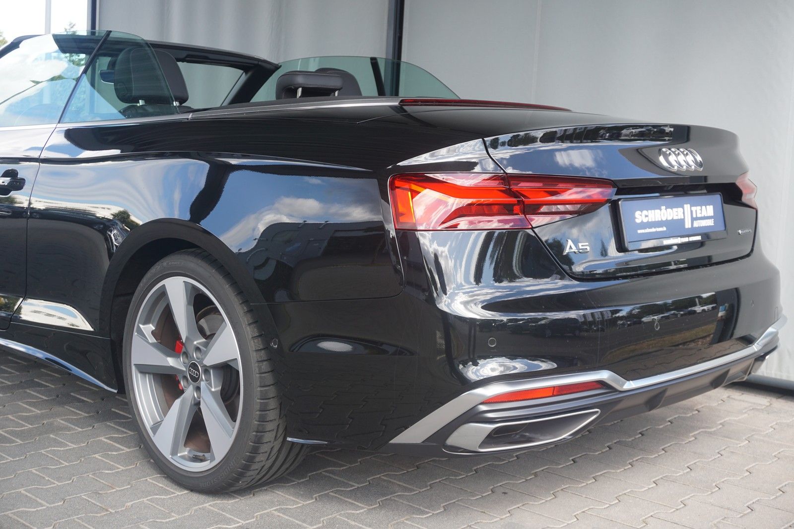 Audi A5 Cabriolet 40 TFSI quattro S line LaserAHK ACC
