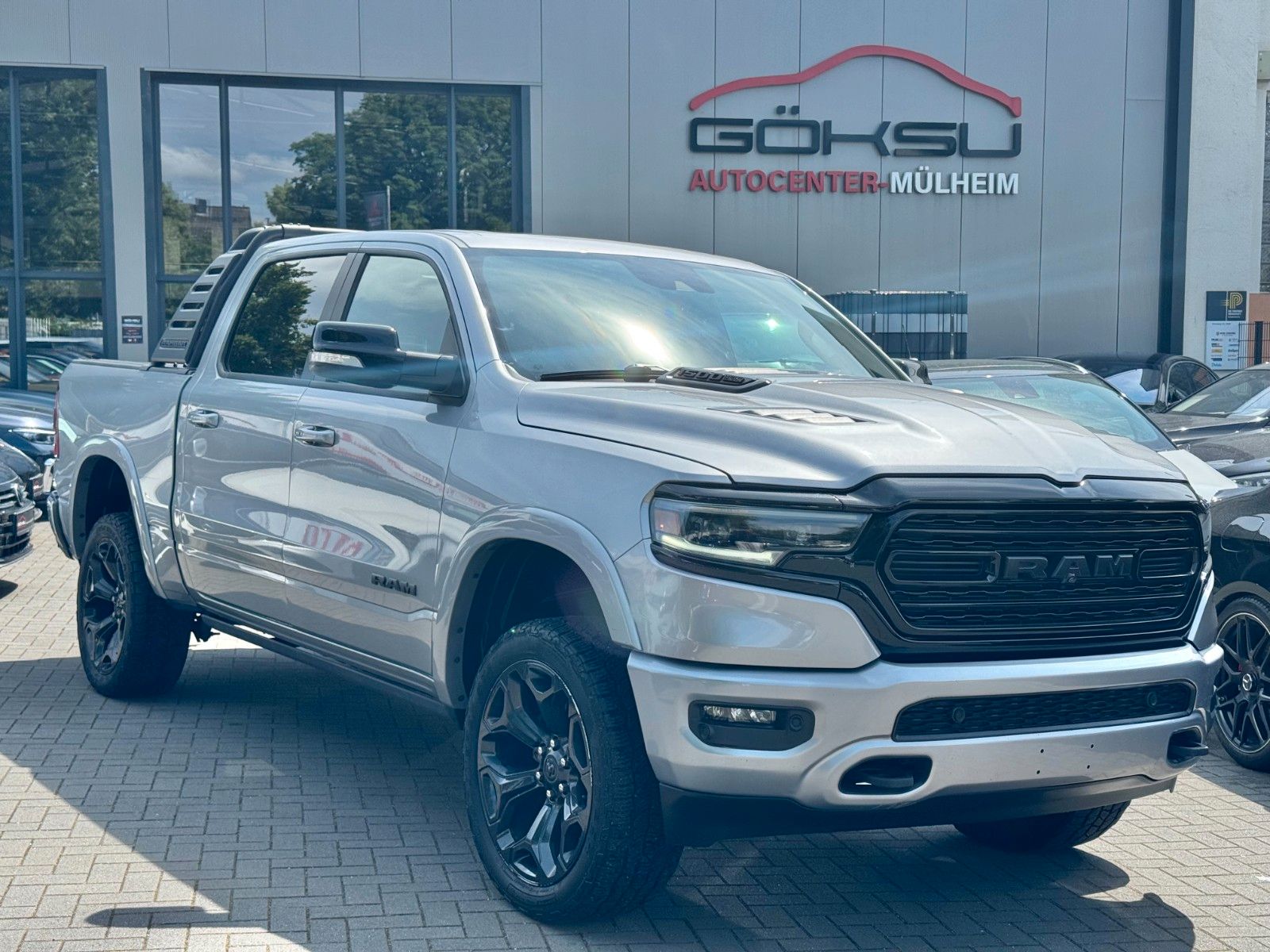 Dodge RAM 1500 Limited *Pano*HuD*H&K*360*1.Hand*Prins*