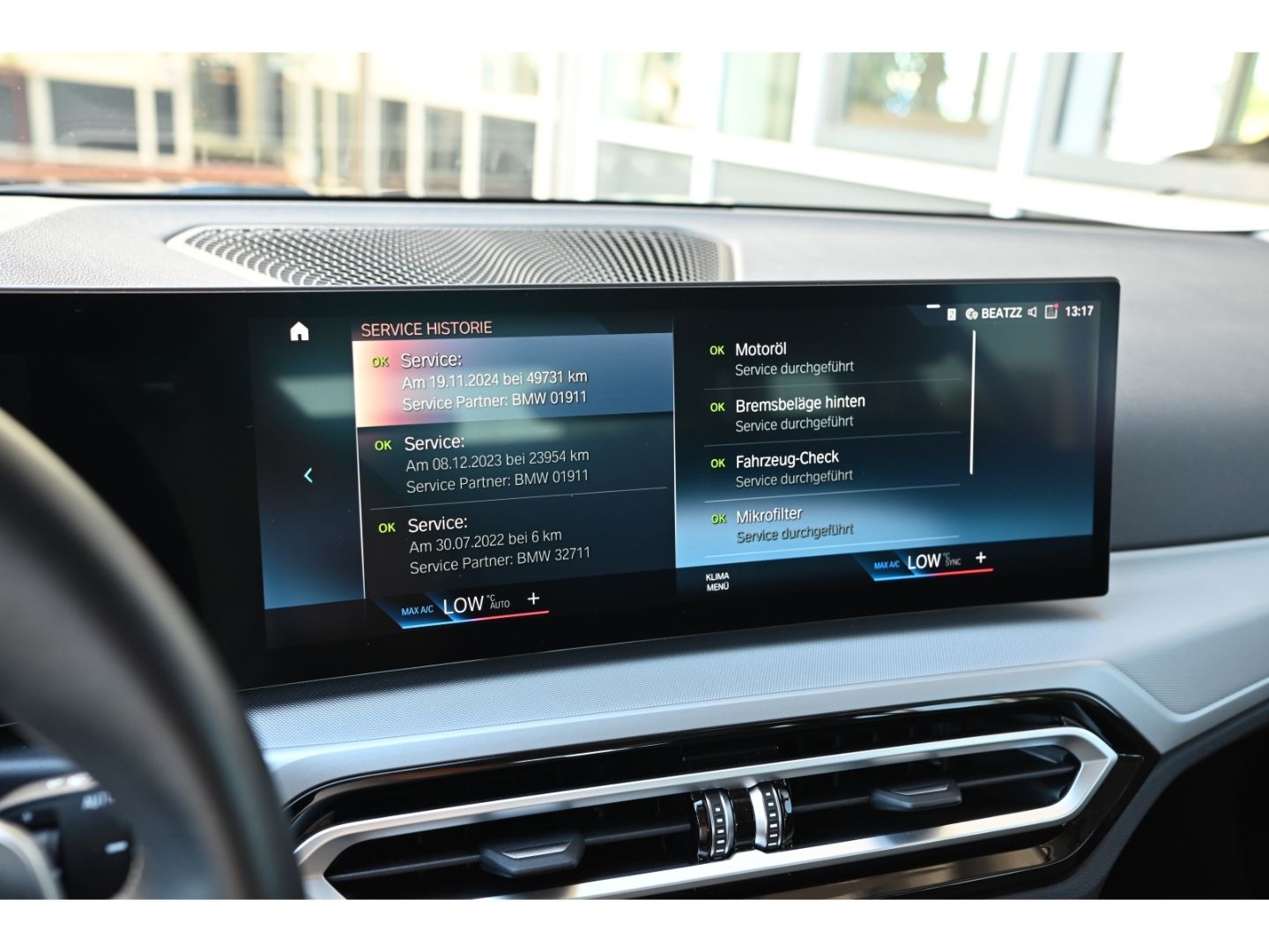 BMW 320 d xDrive Touring MHyb - Samsaru's Car Outlet