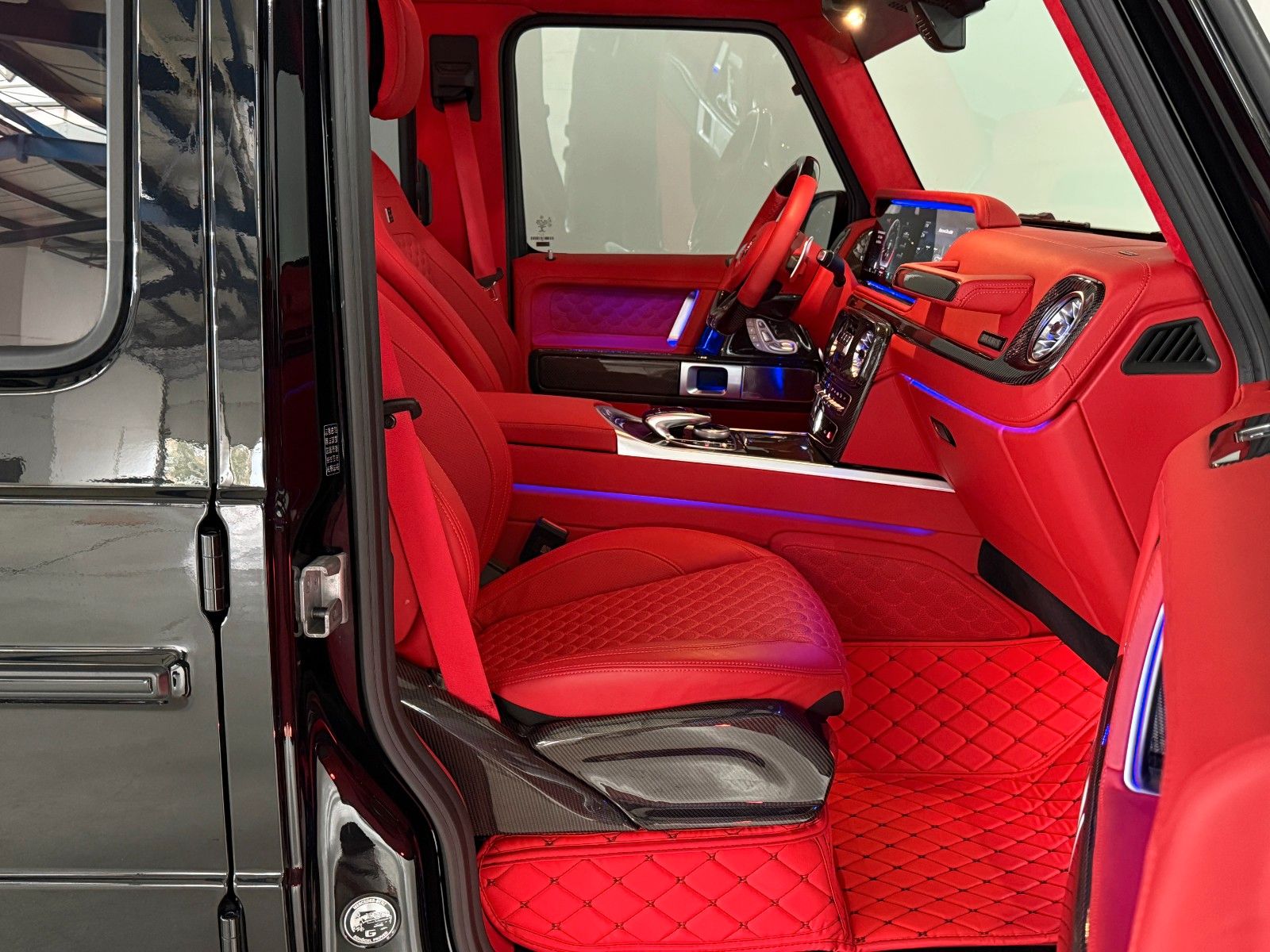 Mercedes-Benz G 63 AMG BRABUS - Samsaru's Car Outlet