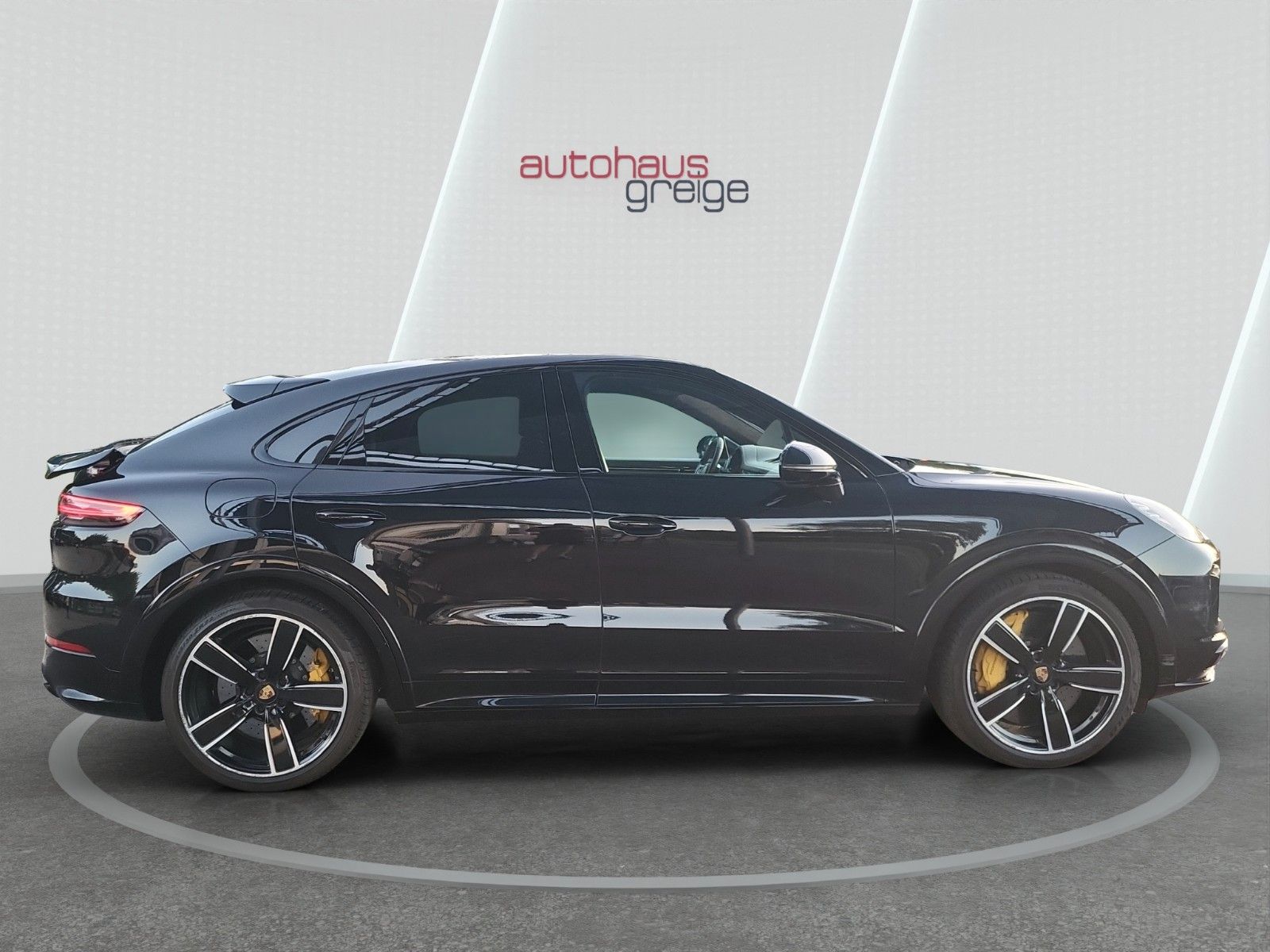Porsche Cayenne Coupe GTS Keramik Soft-Close 22"