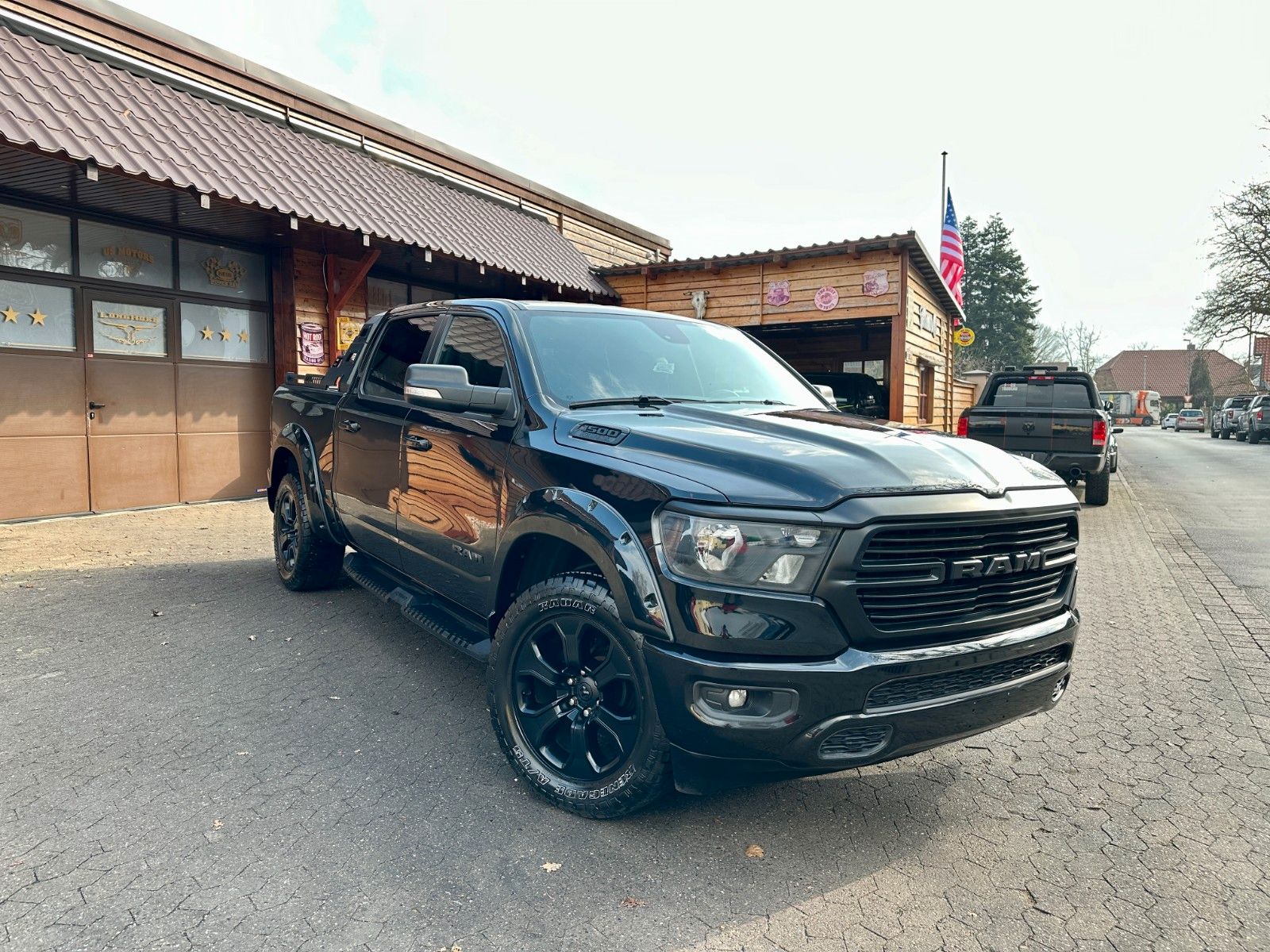 Dodge 1500 V8 5,7L*LPG*4X4*OFF-ROAD*AHK*BÜGEL*GARANTIE