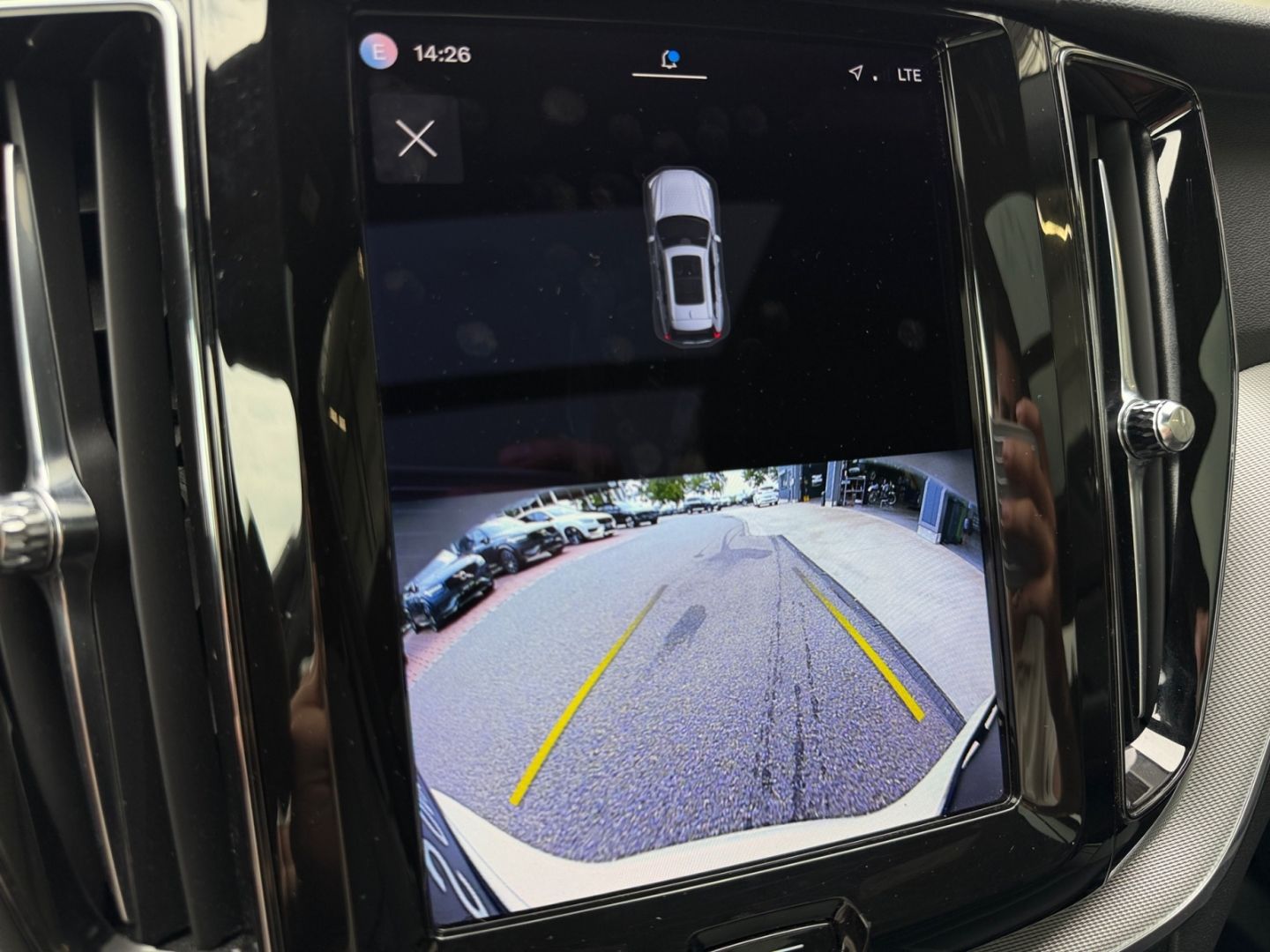Volvo XC60 T8 R Design Recharge AWD Pano 360° Memory