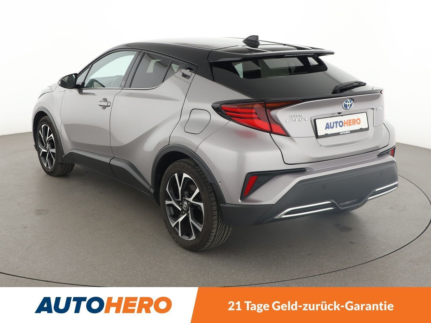 Toyota C-HR 2.0 Hybrid Team - Samsaru's Car Outlet