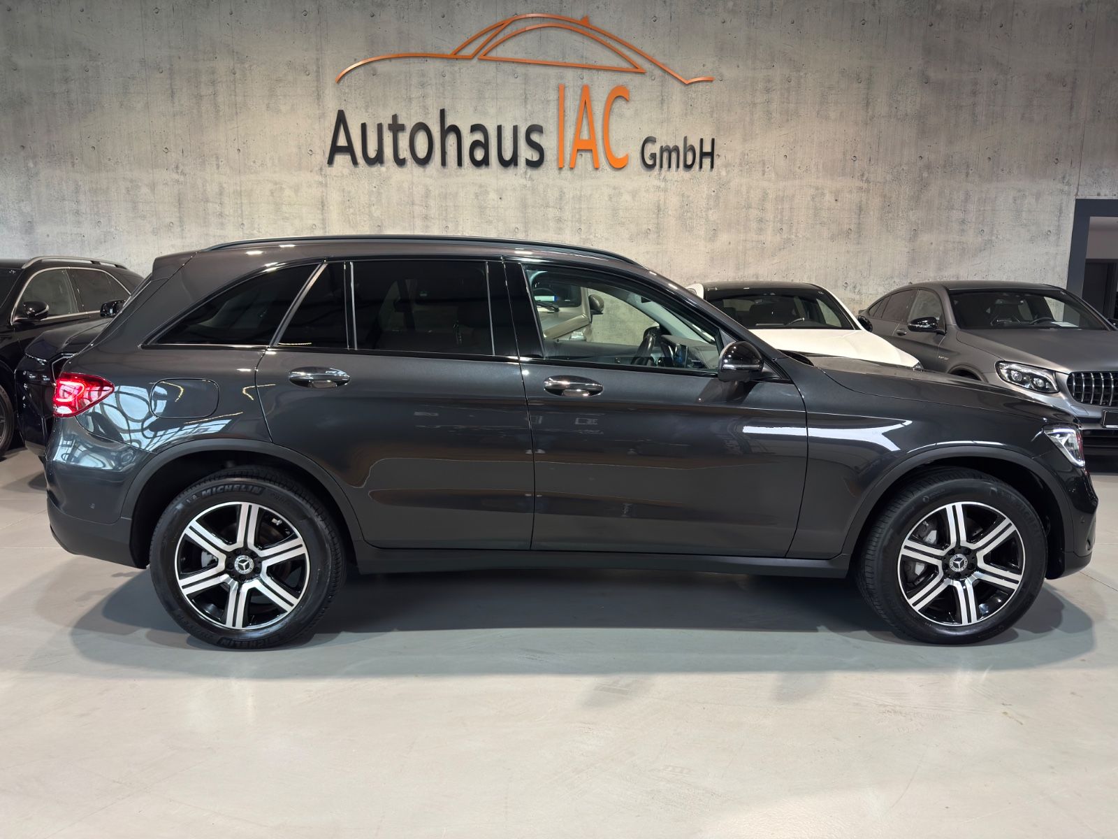 Mercedes-Benz GLC 300de/4Matic/1.Hand/Memory/AHK