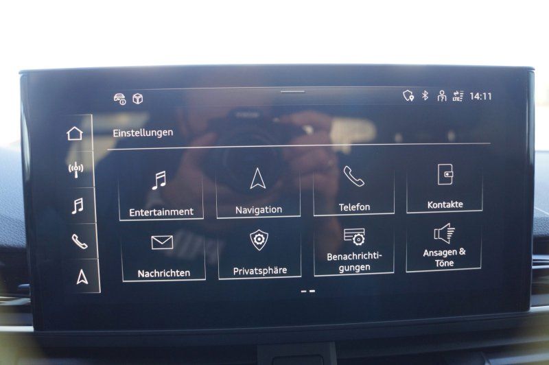 Audi A4 Avant S-Line 40TFSI - Samsaru's Car Outlet