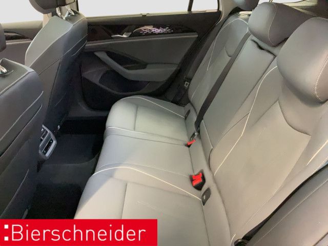 Volkswagen Passat Variant 2.0 TDI 4Mo Elegance AHK PANO STA