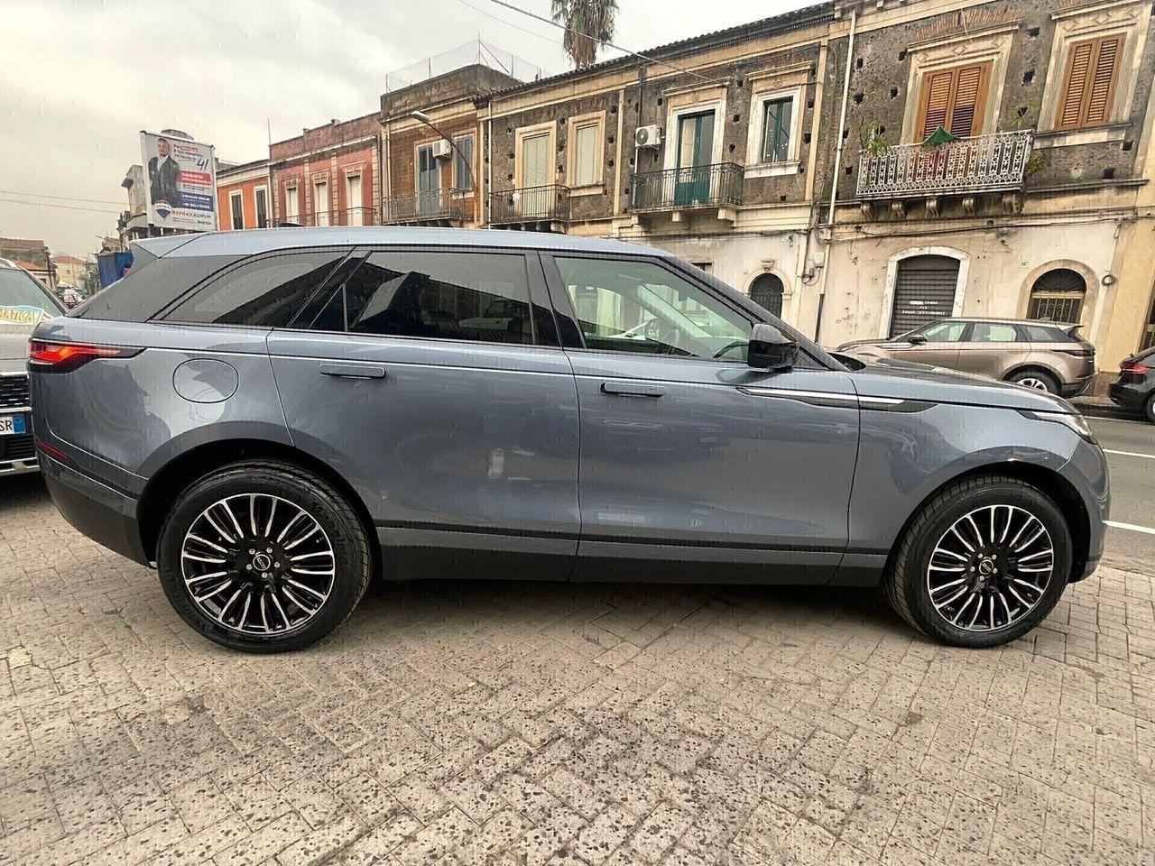 Range Rover Velar 2.0D - Samsaru's Car Outlet